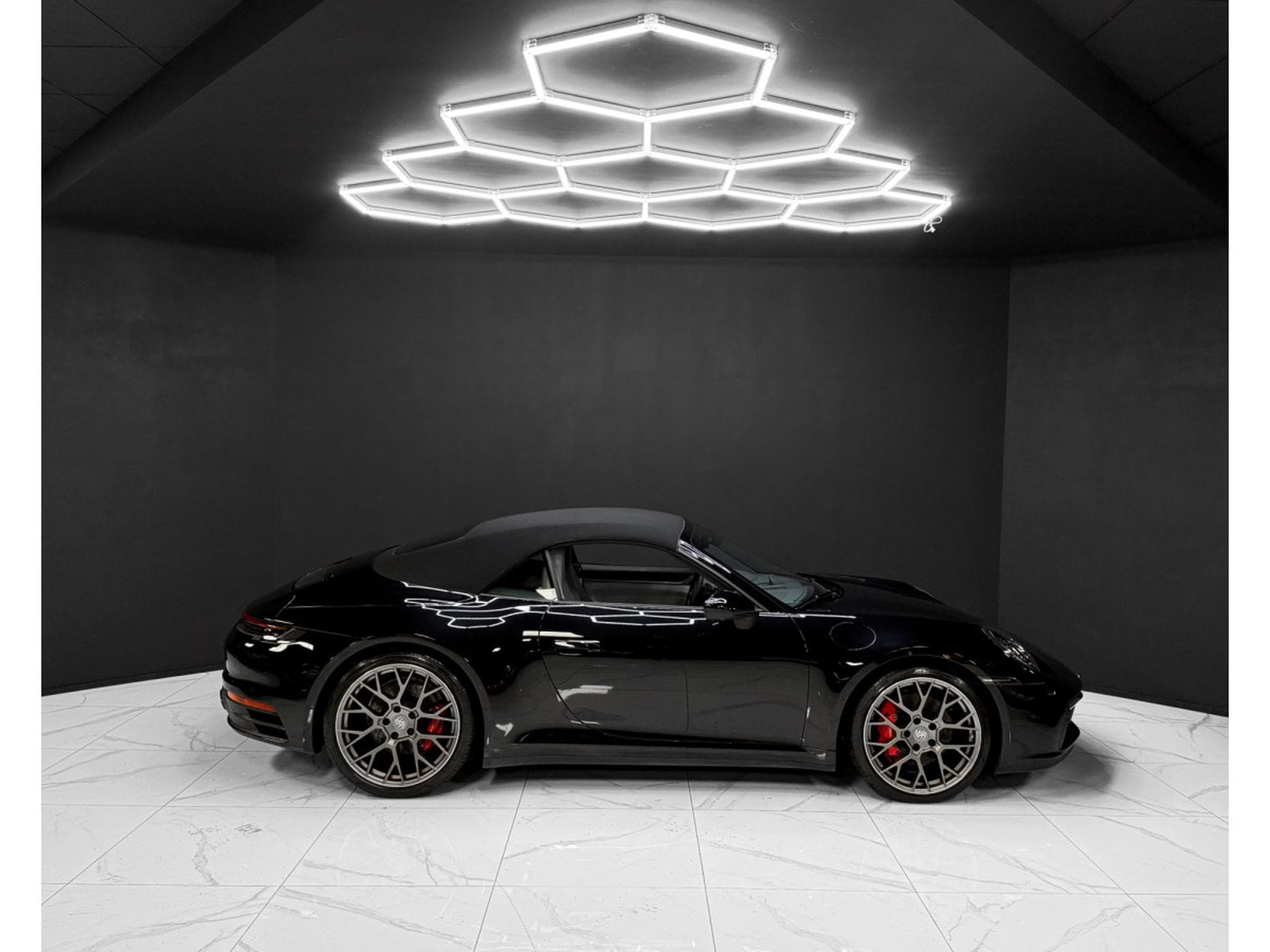 Porsche 911 992 Carrera S Cabriolet PPF FRONT (2023) - Photo 6