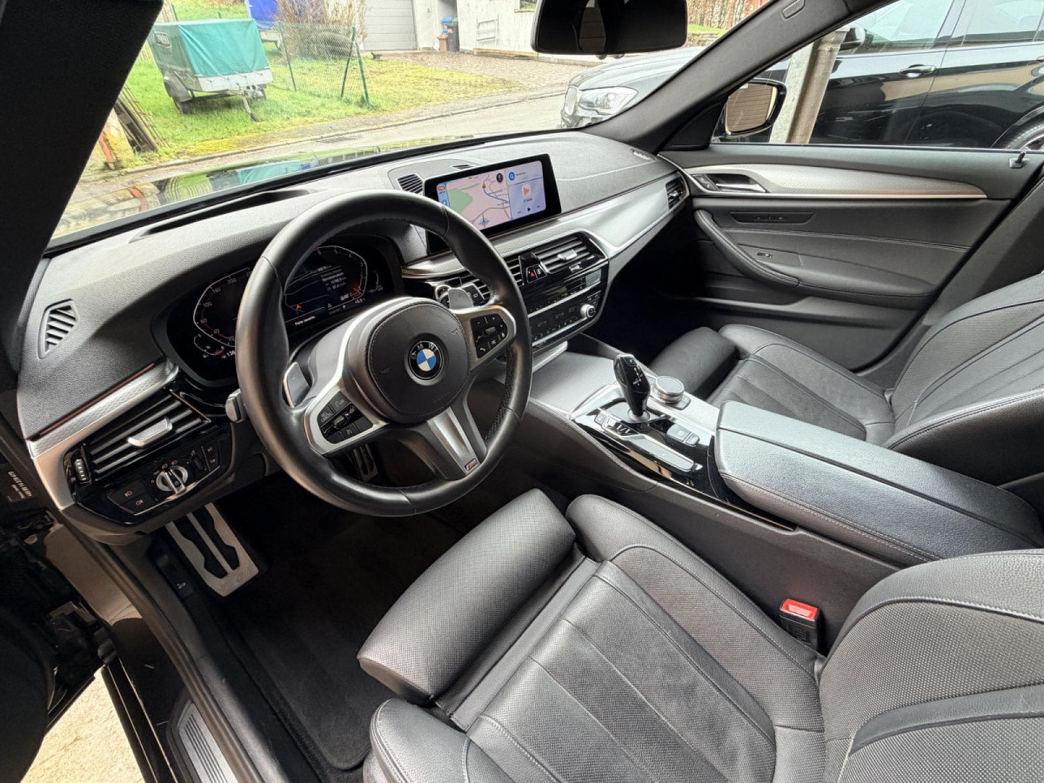 BMW 530 i Touring PACK-M Int/Ext  Head-up Car Play 252CV (2020) - Foto 10