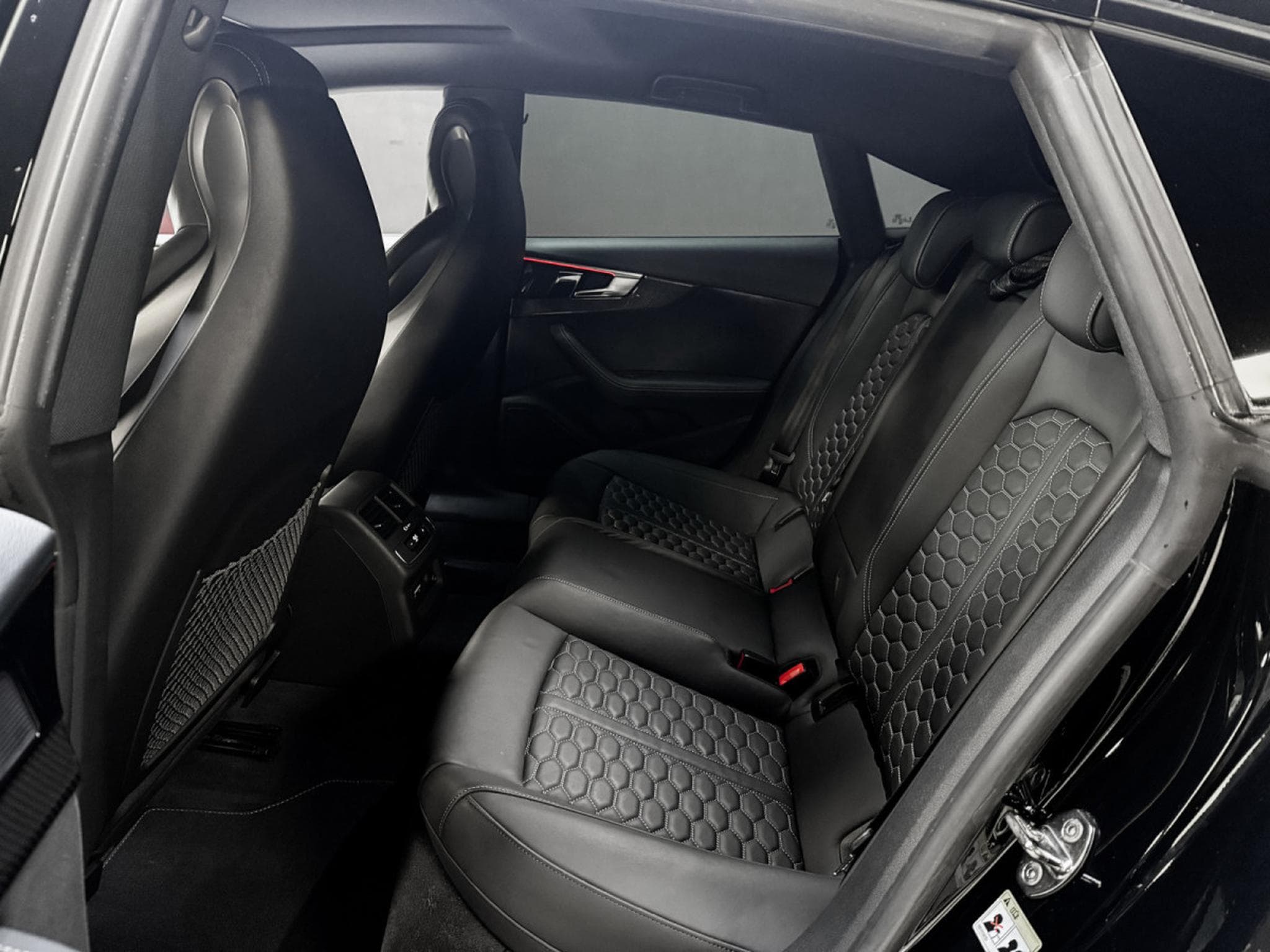 Audi RS5 SPORTBACK / B&O / 360 / MASSAGE / VALCONA (2022) - Photo 11