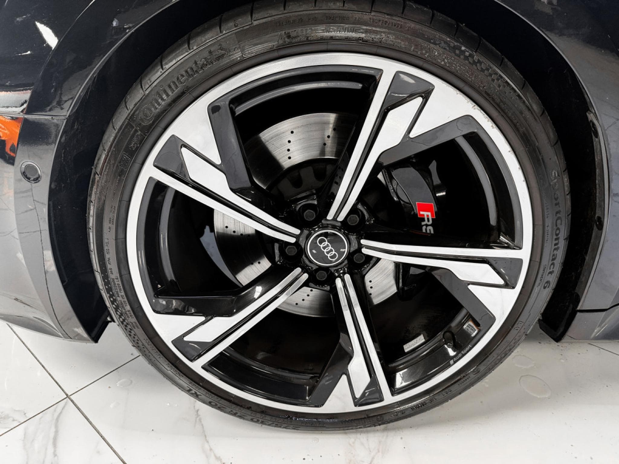 Audi RS5 SPORTBACK / B&O / 360 / MASSAGE / VALCONA (2022) - Photo 14