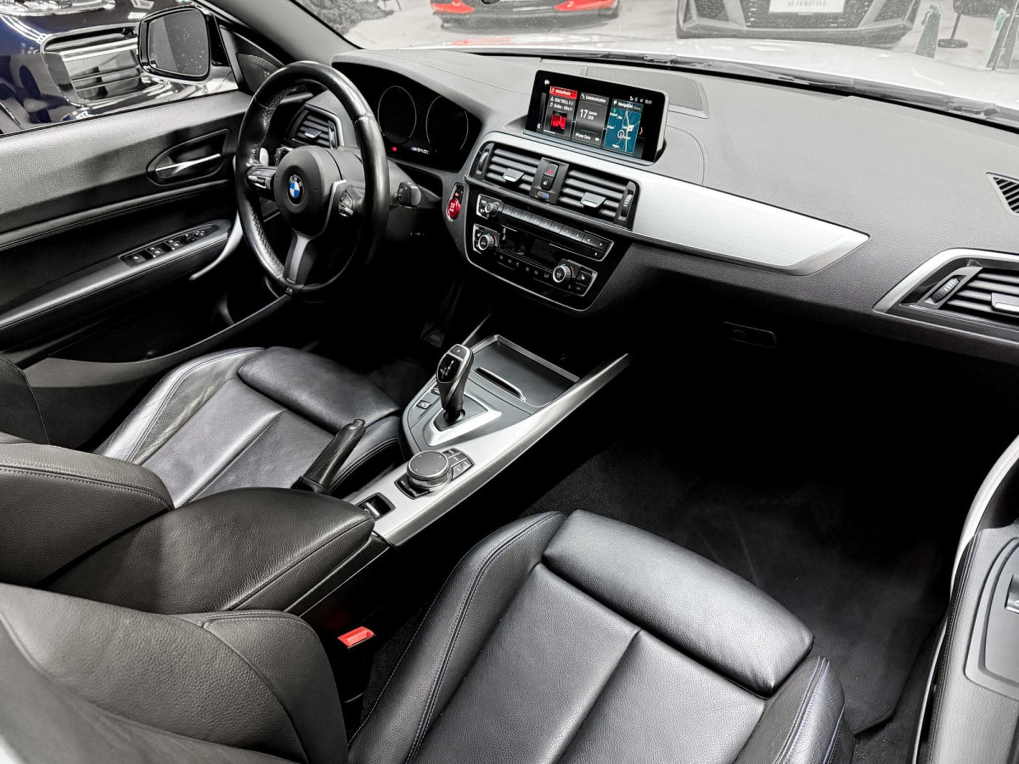 BMW M240 M240i xDrive Cabriolet (2019) - Photo 12