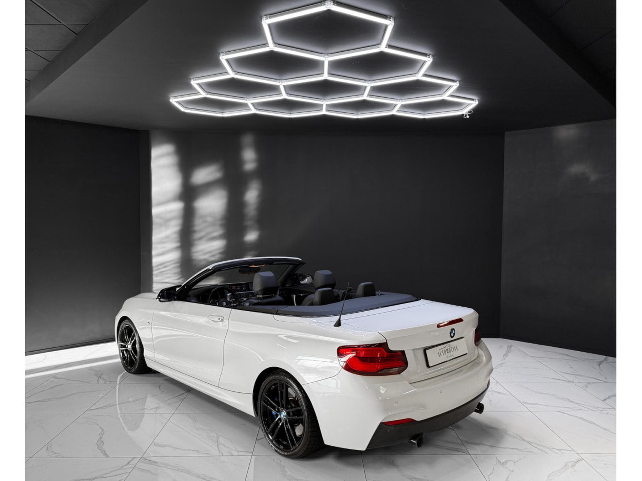 BMW M240 M240i xDrive Cabriolet (2019) - Photo 3