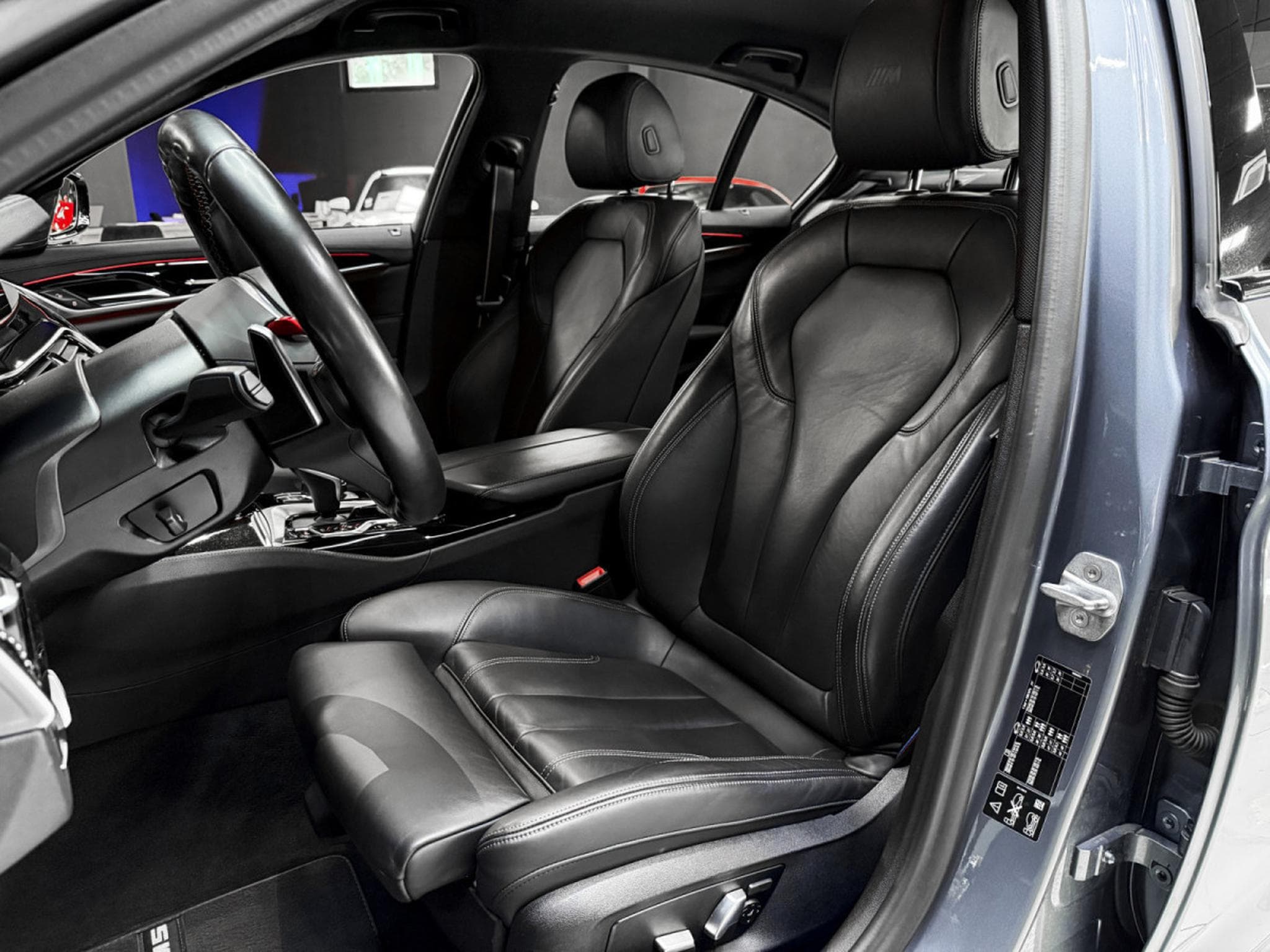 BMW M5 COMPETITION (2019) - Photo 10