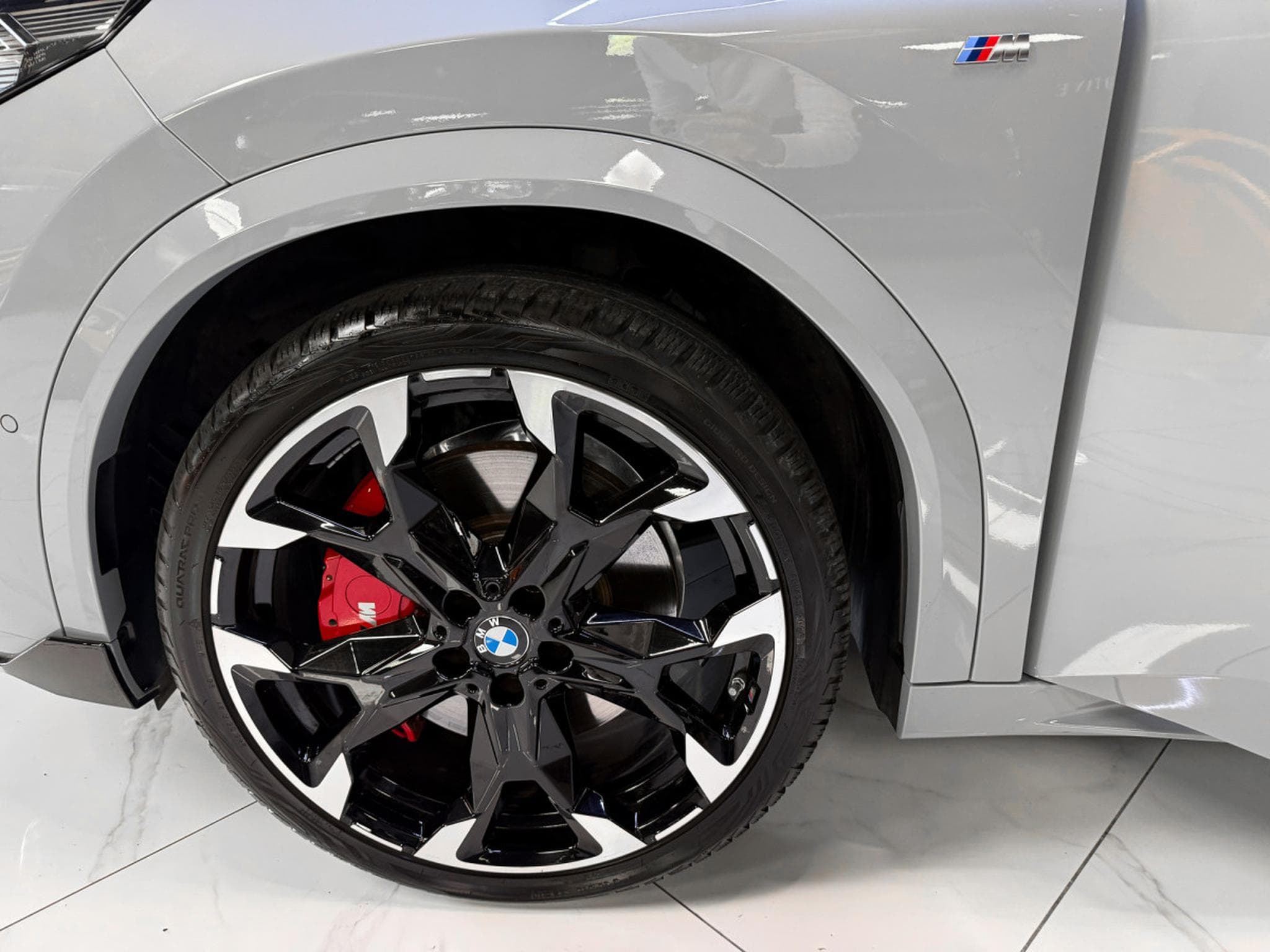 BMW X2 M35i xDrive (2024) - Photo 10