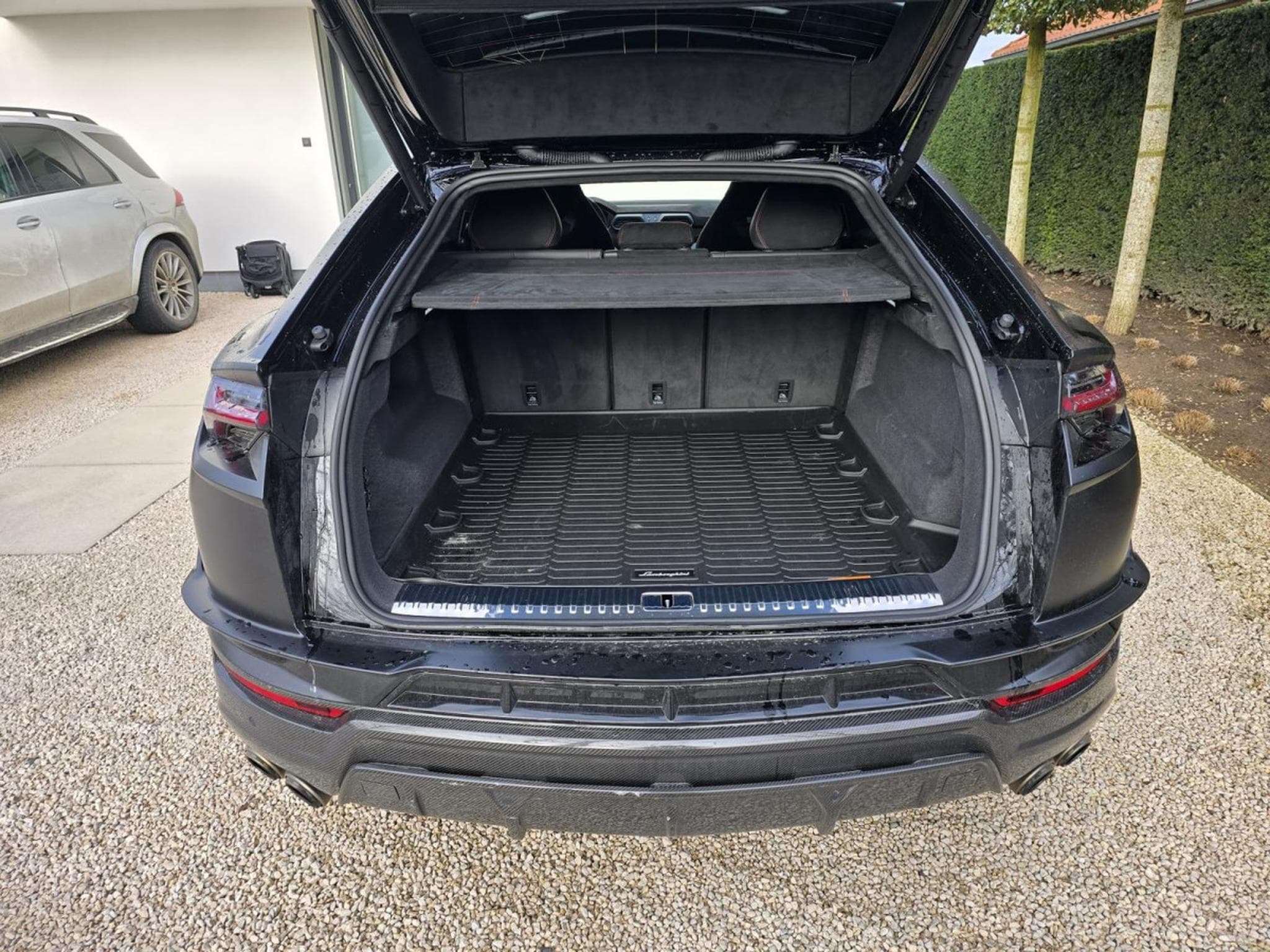 Lamborghini Urus Performante (2024) - Photo 21