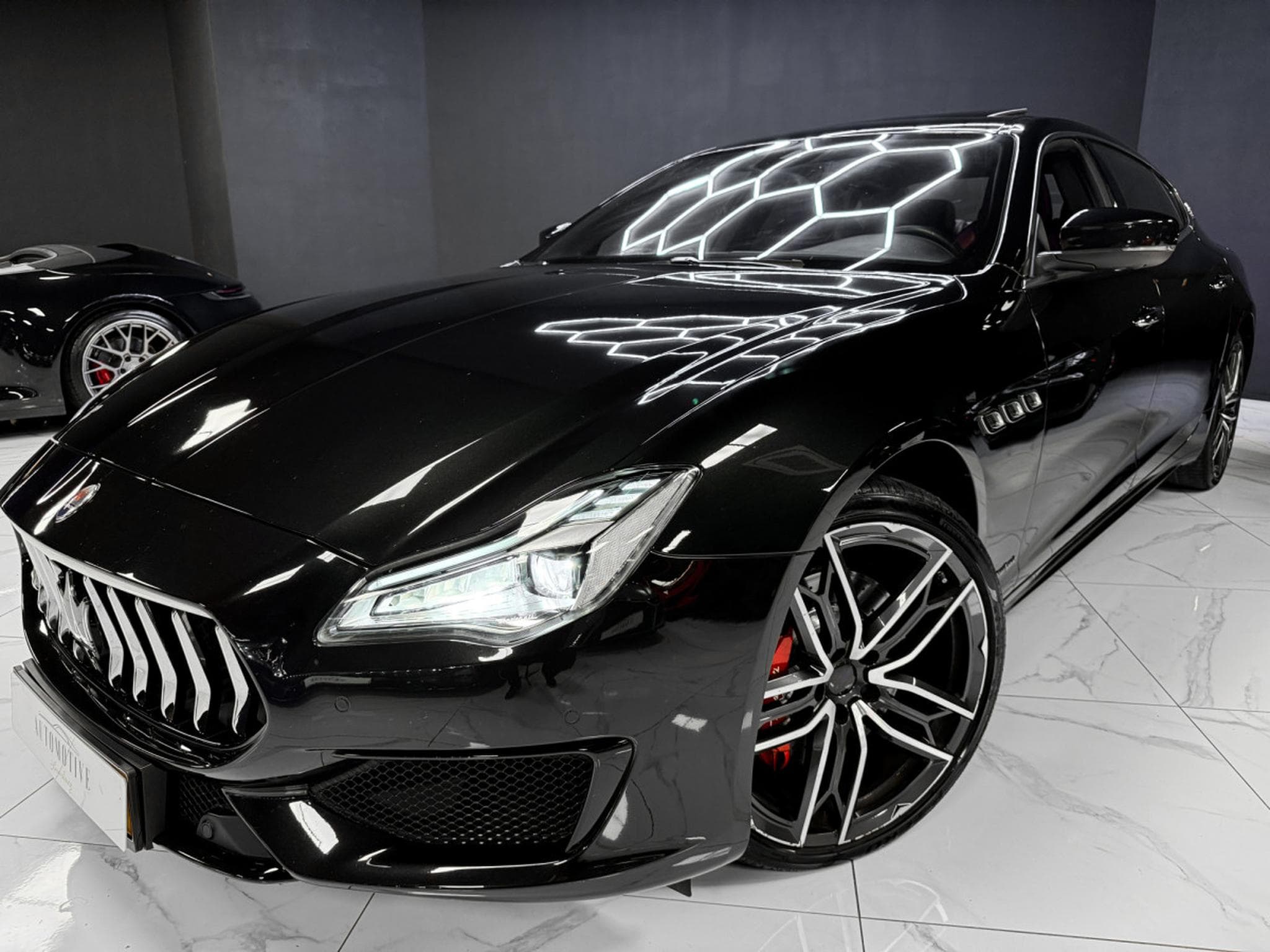 Maserati Quattroporte S Q4 GranSport / B&W / CarPlay / Softclos. / Matrix (2020) - Photo 17