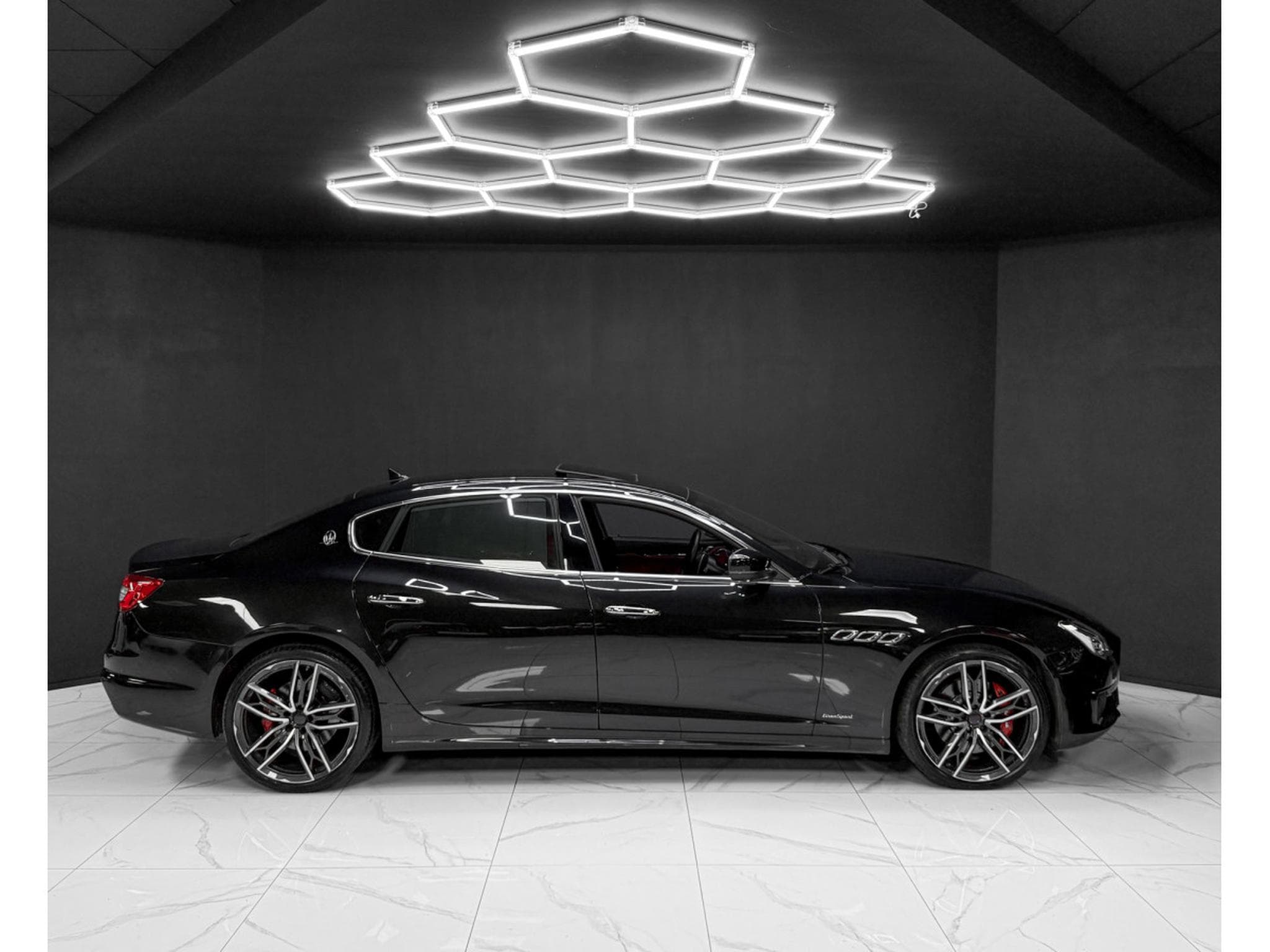 Maserati Quattroporte S Q4 GranSport / B&W / CarPlay / Softclos. / Matrix (2020) - Photo 6