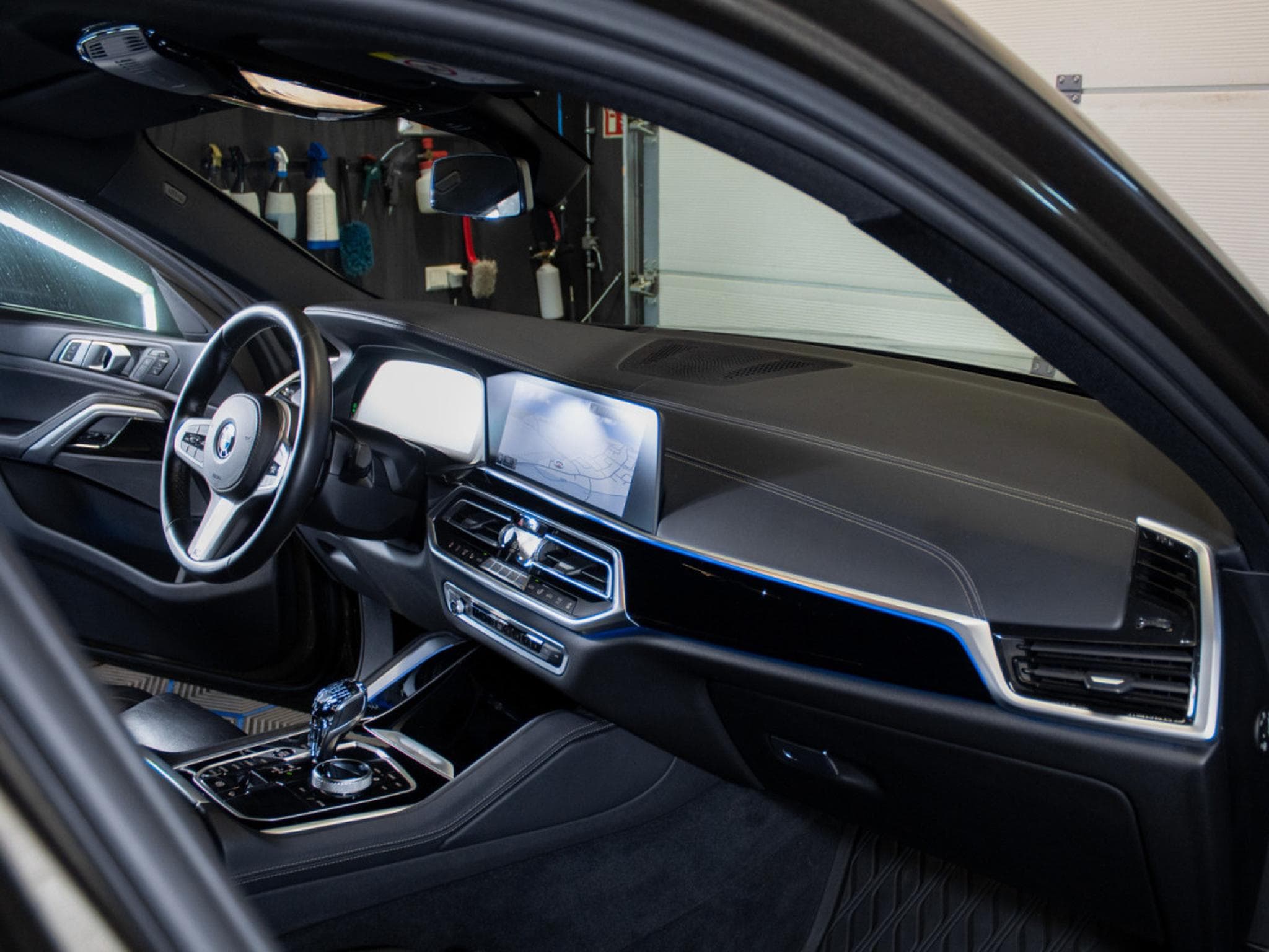 BMW X6M 50 M 50i (2020) - Photo 21