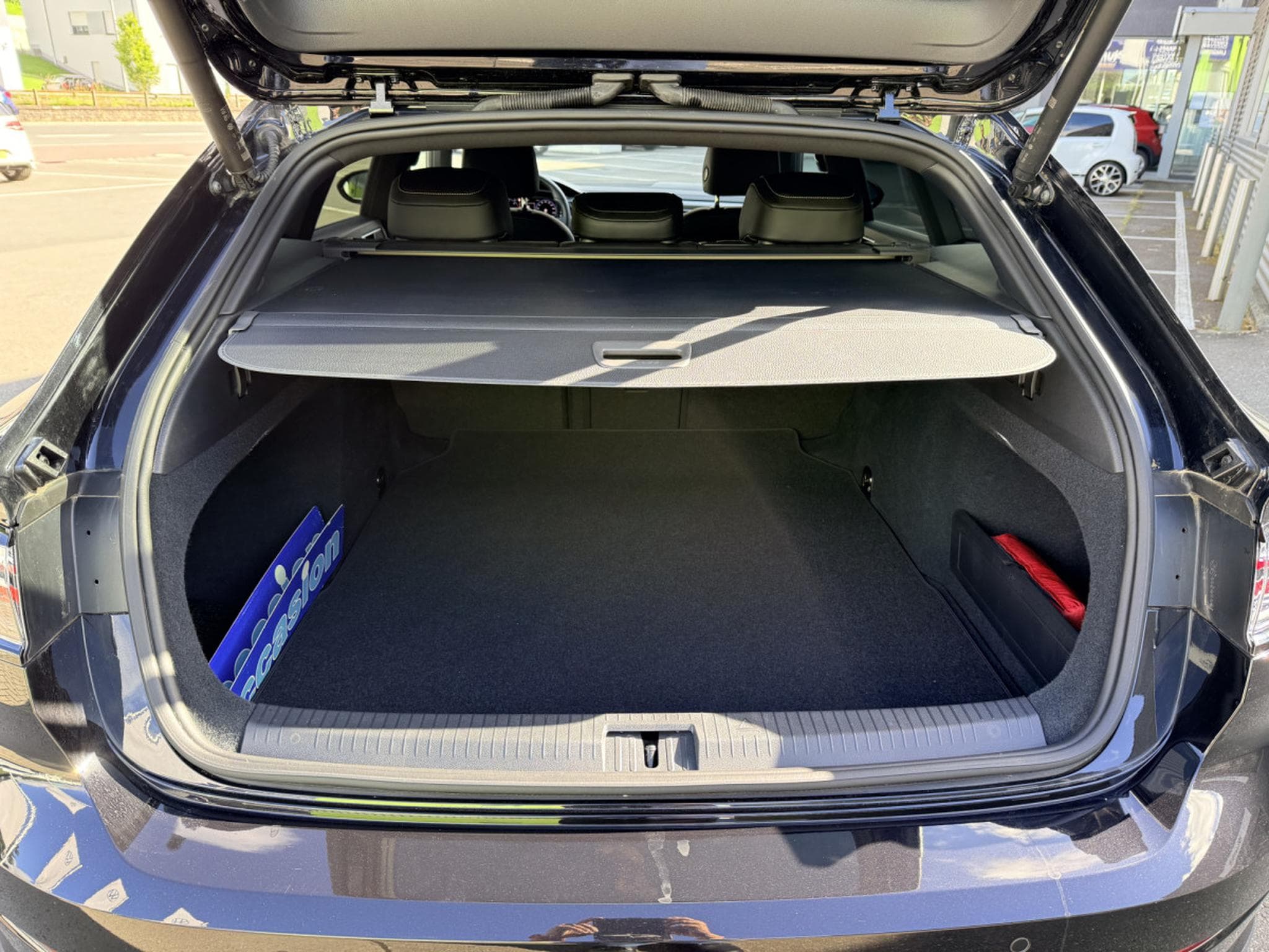 VW Arteon Shooting Brake R-line 2.0 TDI 200 ch DSG 7 vitesses (2023) - Foto 7