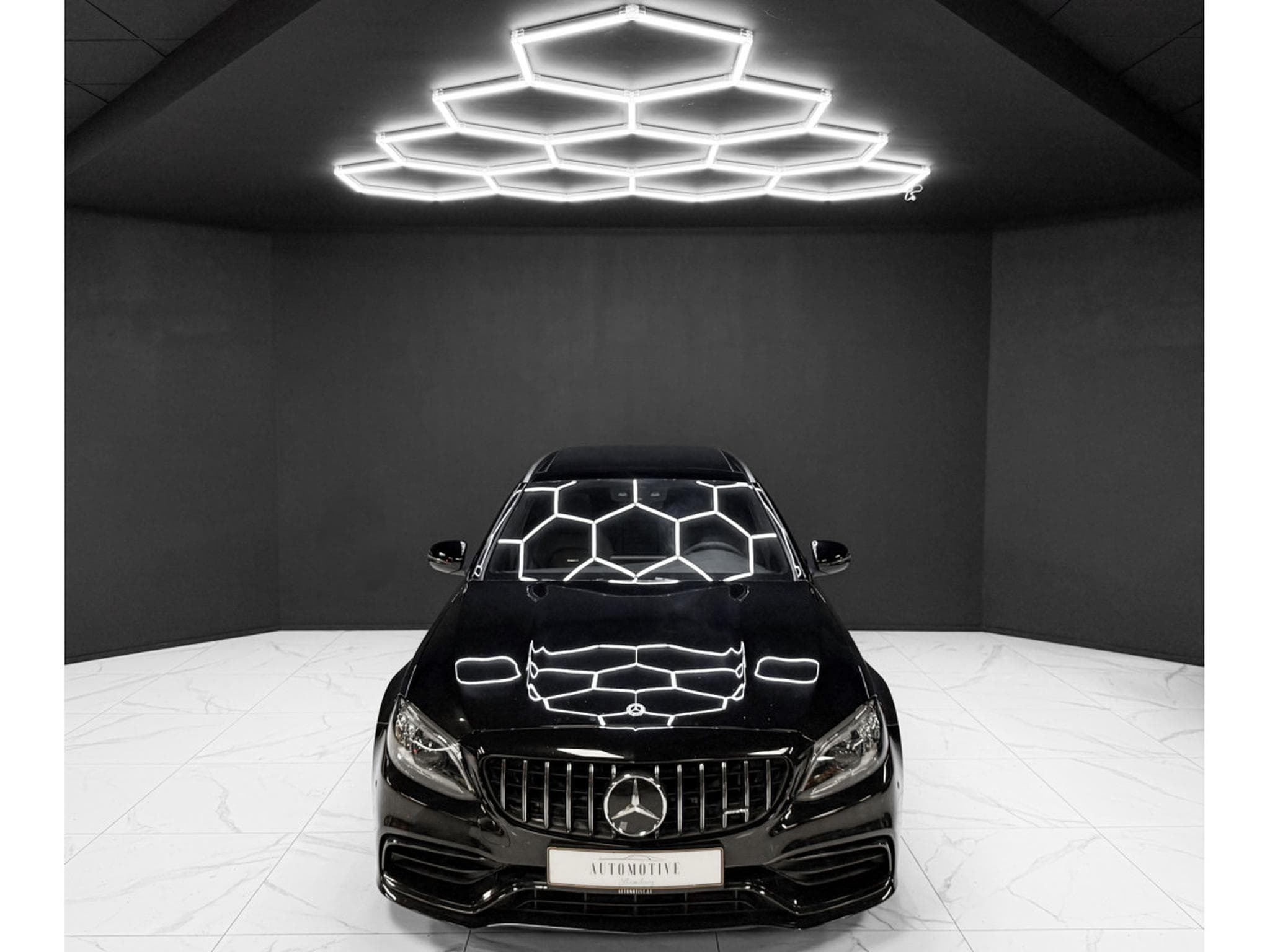 Mercedes C 63 AMG S T AMG / PANO / VIRTUAL / LED / DISTR. + (2019) - Photo 8