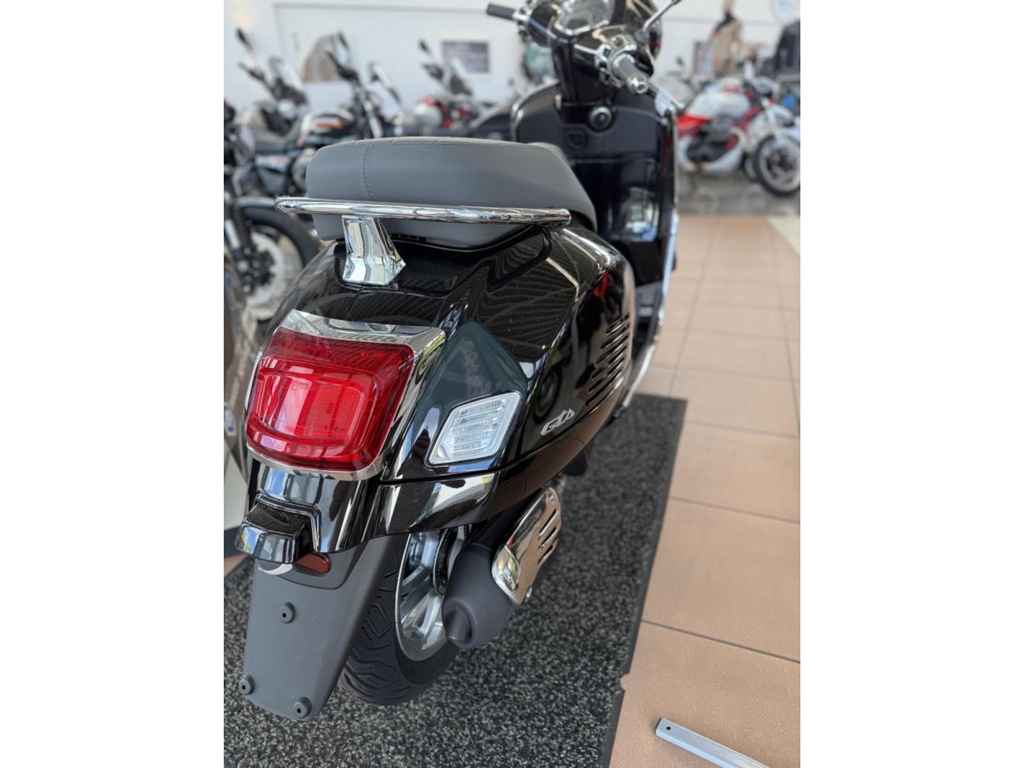 Vespa GTS 310 (2026) - Foto 3