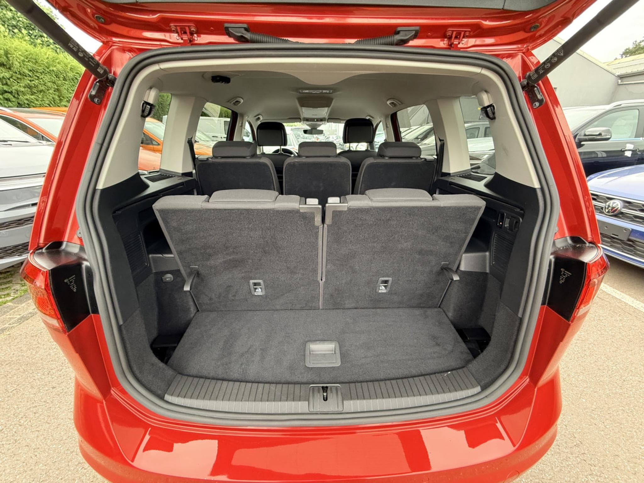 VW Touran Comfortline 1.5 TSI 150 cv DSG 7vitesses - 7places (2022) - Photo 5