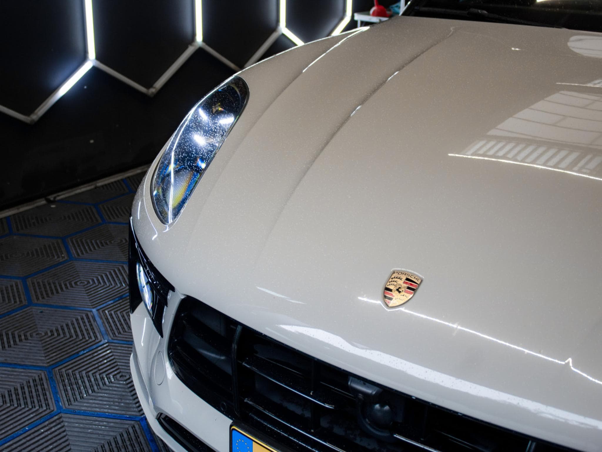 Porsche Macan GTS GRIS CRAIE full options PDC / PSE / PDLS / CHRONO / BOSE (2021) - Photo 3