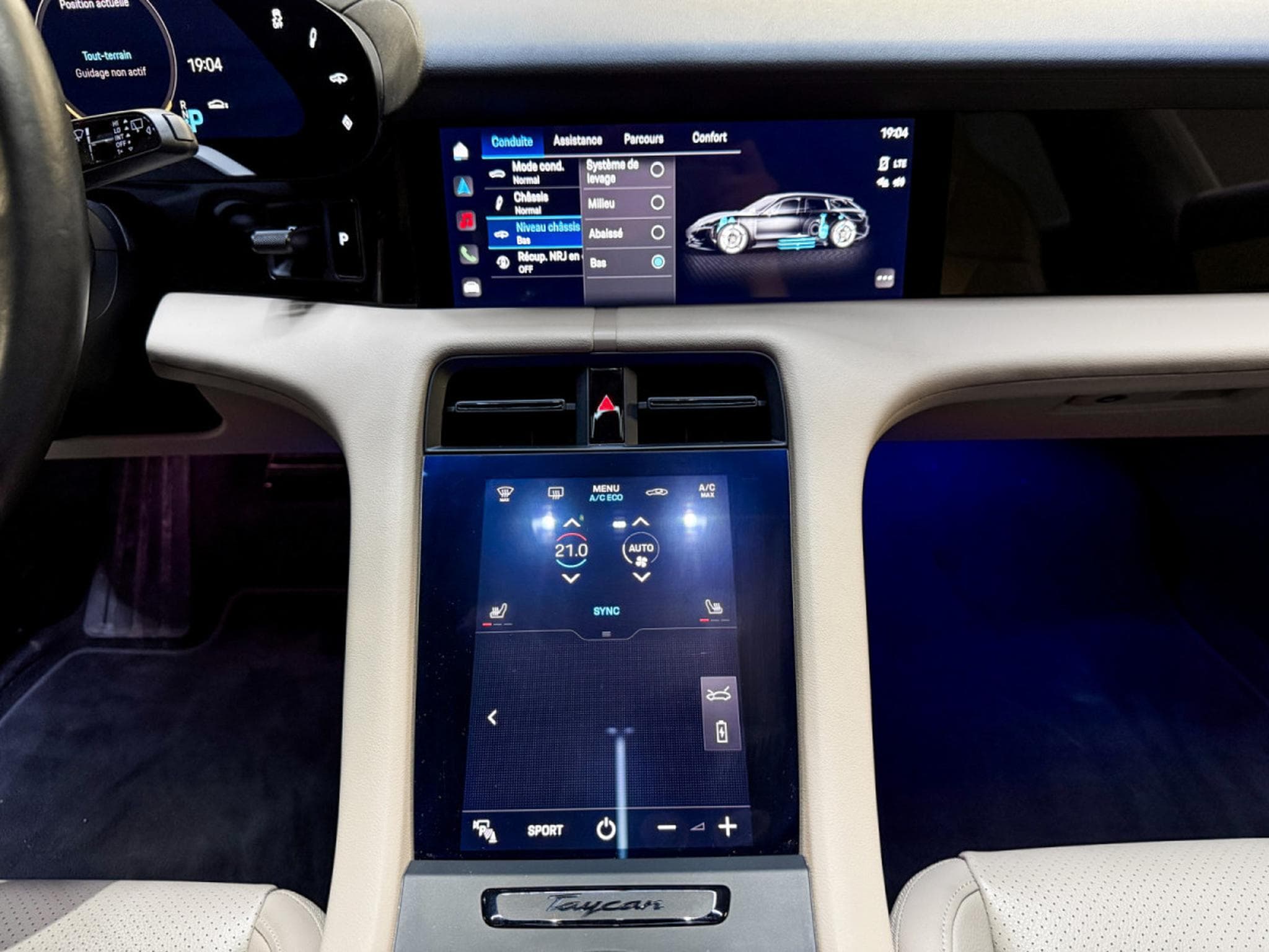 Porsche Taycan Sport Turismo / PANO / PDLS + / LIFT (2023) - Photo 11