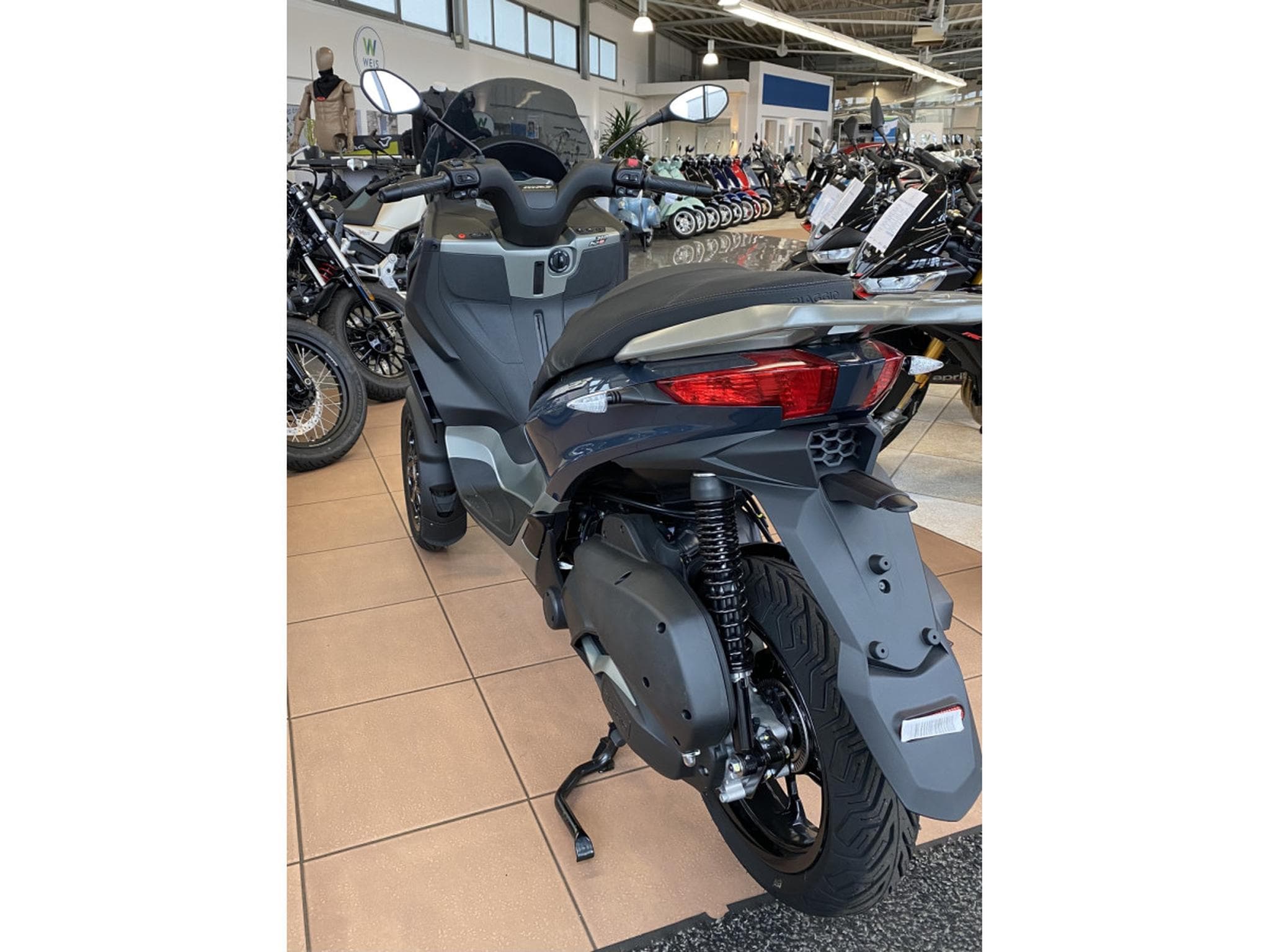 Piaggio MP3 310 (2026) - Foto 3