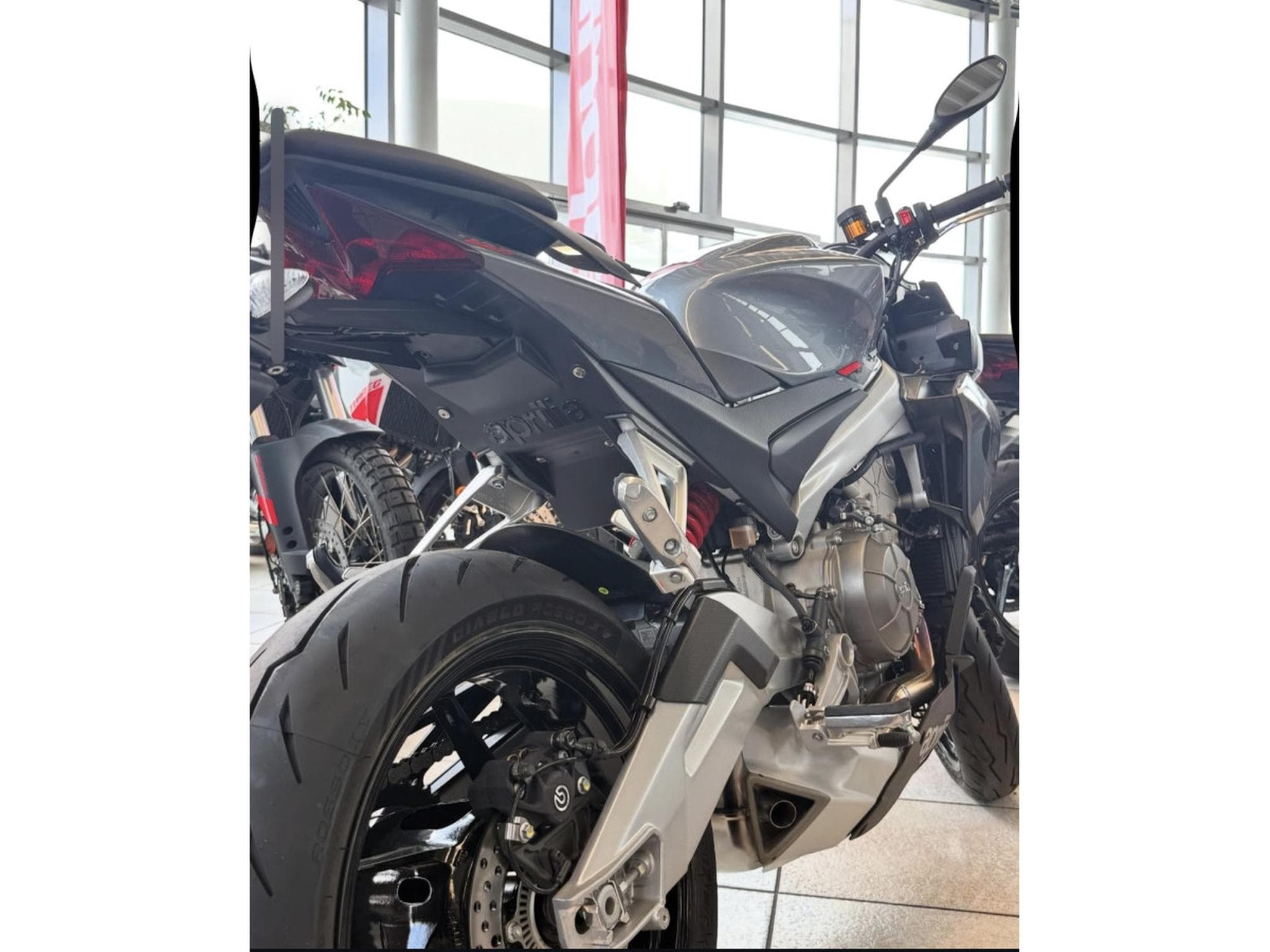Aprilia Tuono 660 (2026) - Foto 5