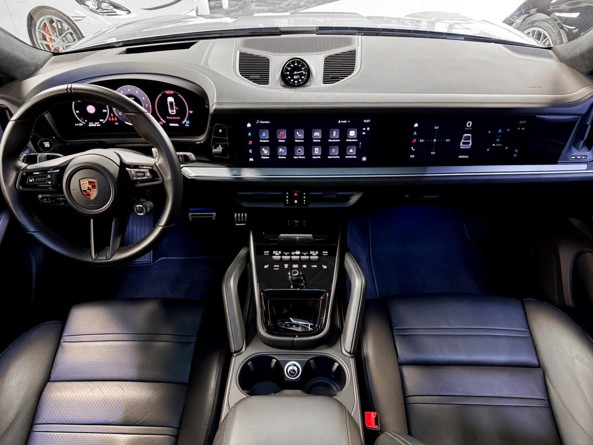 Porsche Cayenne GTS Coupe / ACC / Head-UP / SoftClose / 360° / BOSE (2024) - Photo 11