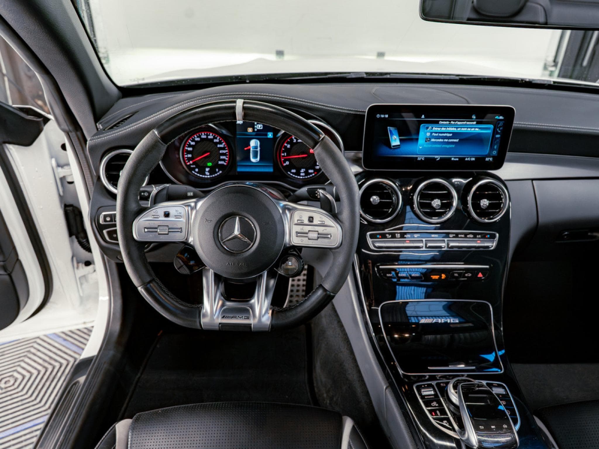 Mercedes C 63 AMG Classe C63 AMG S FULL CARBON Cabrio Caméra*360*Burmester*Ful (2019) - Photo 16
