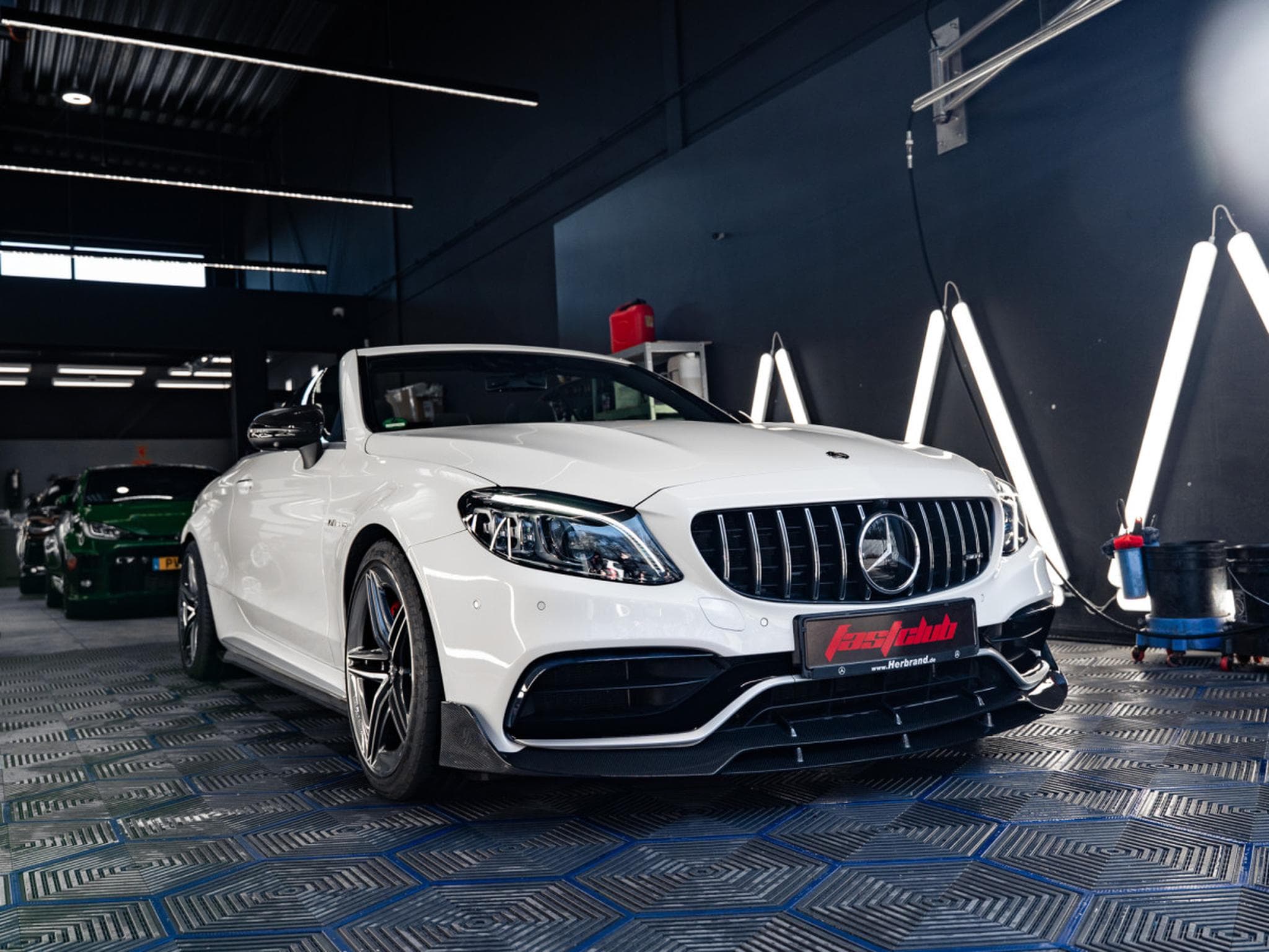 Mercedes C 63 AMG Classe C63 AMG S FULL CARBON Cabrio Caméra*360*Burmester*Ful (2019) - Photo 8