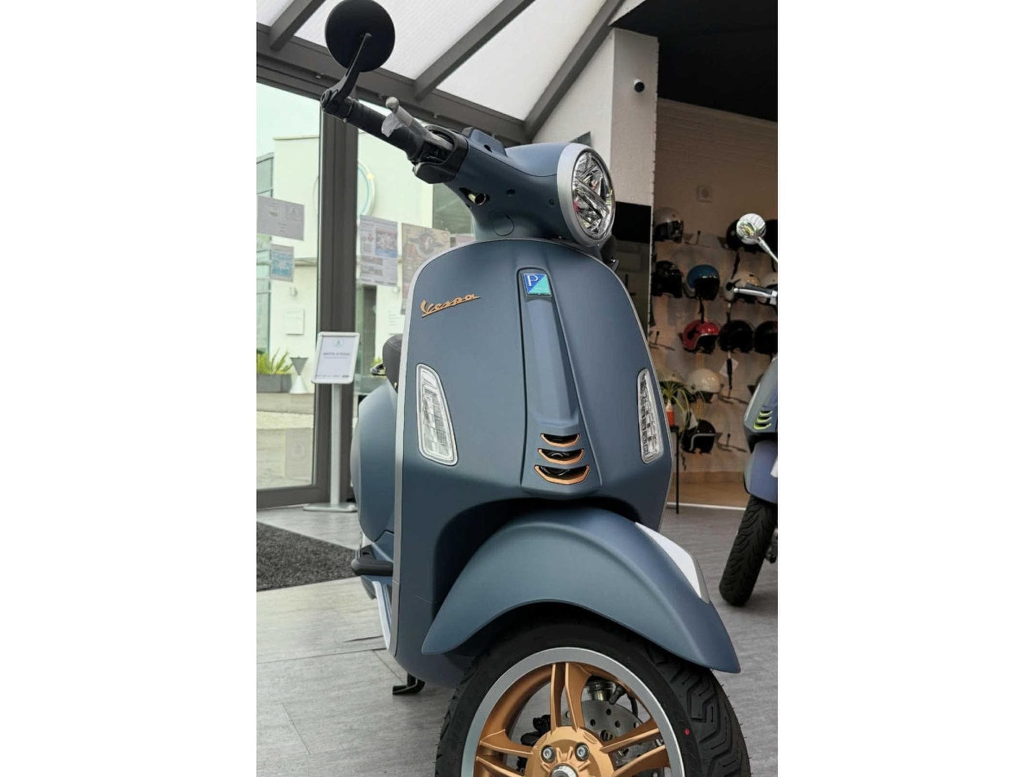 Vespa Primavera OFFICINA 8 (2026) - Foto 3