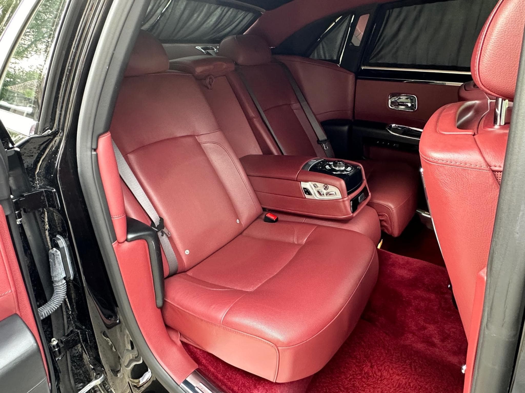 Rolls-Royce Ghost Ghost 6.6i V12 571CV LIMOUSINE (2010) - Foto 15