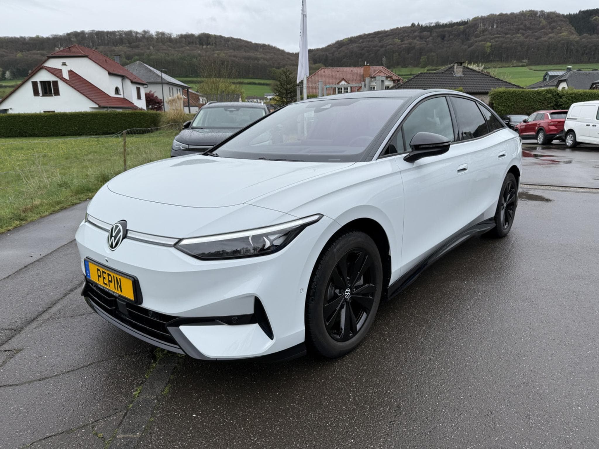 VW ID.7 Pro 210 kW / 286 CV Boîte automatique 1 vitesse (2024) - Photo 1