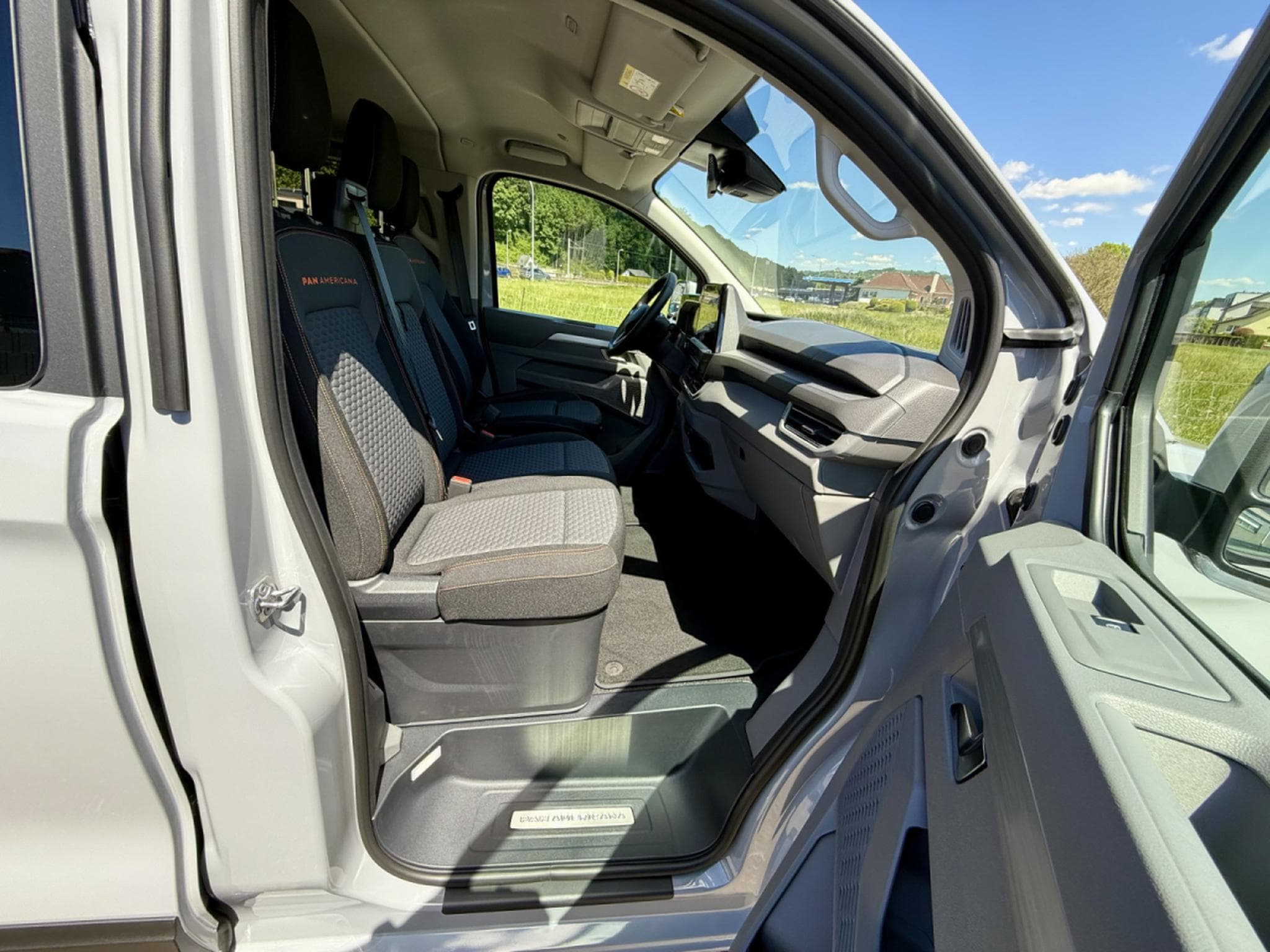 VW Caravelle PanAmericana 2.0 TDI 150cv Boîte automatique 8 vitesses 9 pl (2025) - Photo 7