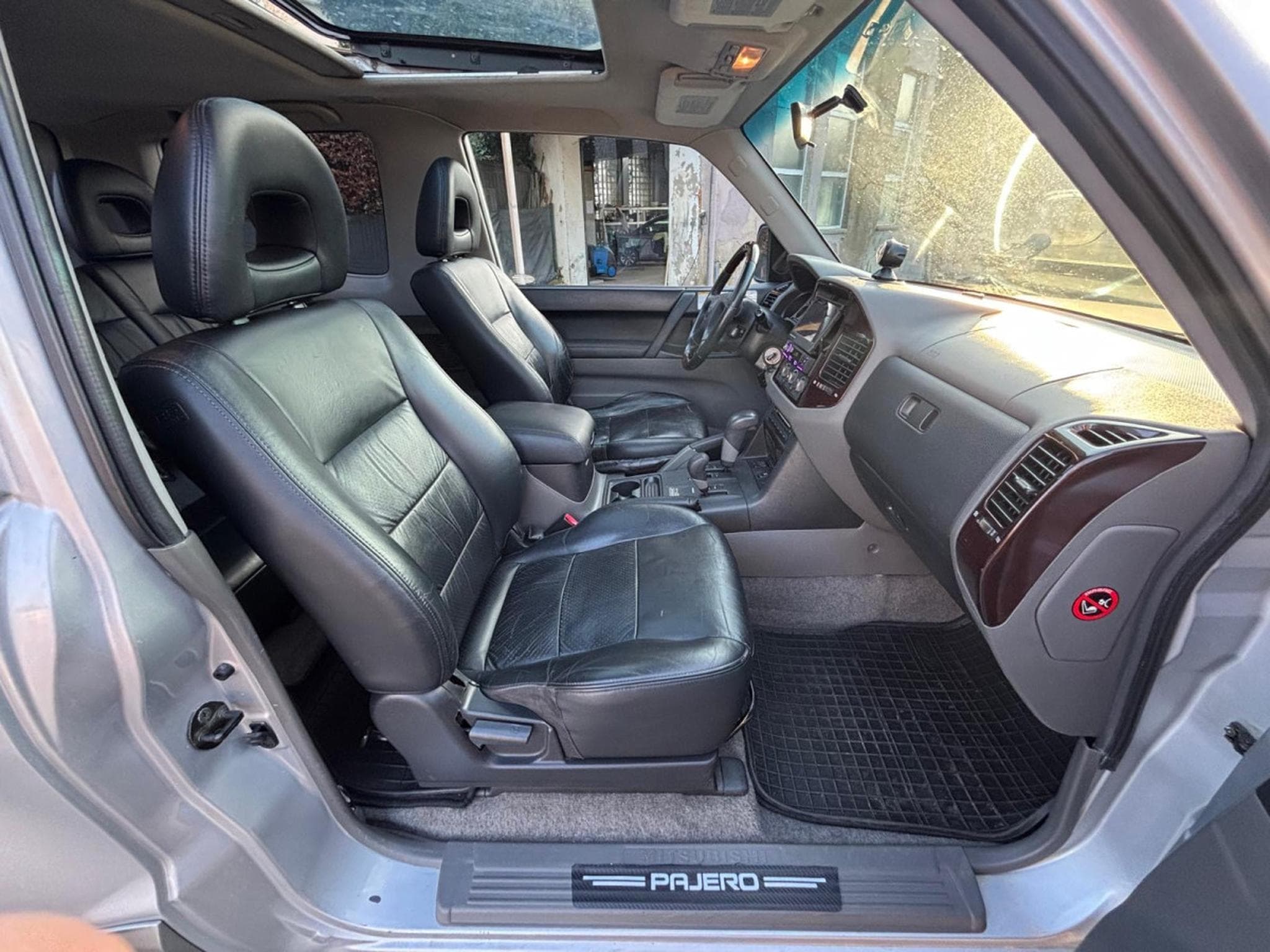 Mitsubishi Pajero Pajero 3.2DI-D 164CV BVA EXCEED (2003) - Photo 6