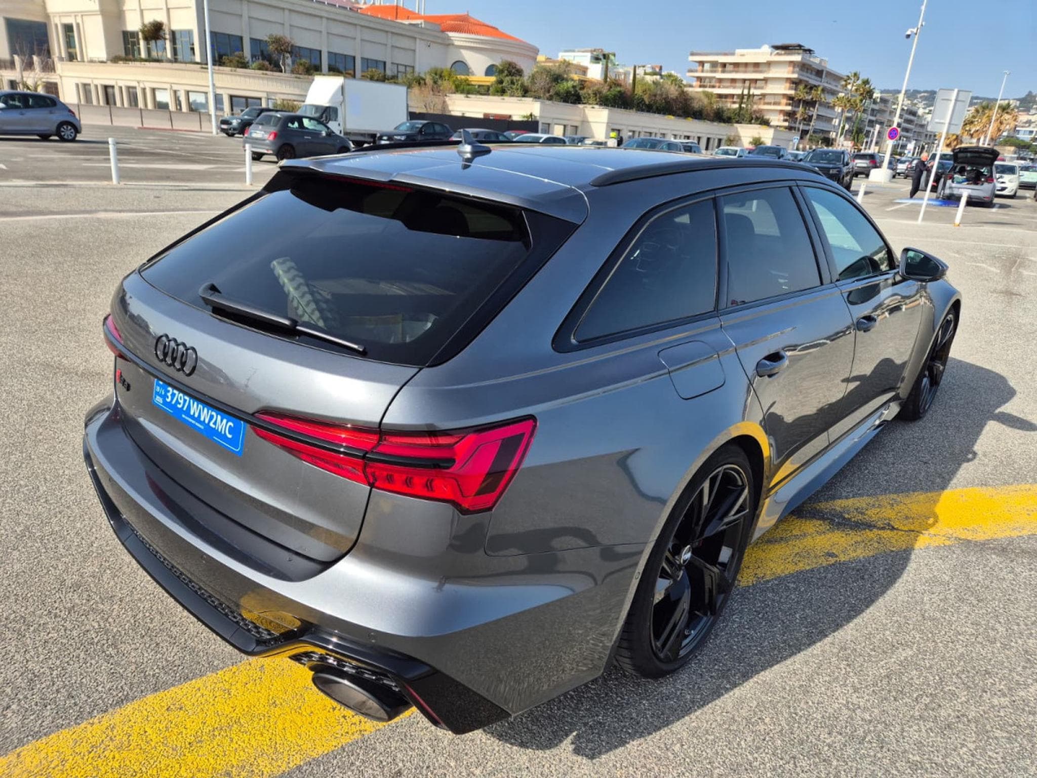 Audi RS6 Pack RS carbon, ceramic, B&O, TO, full options (2021) - Photo 11