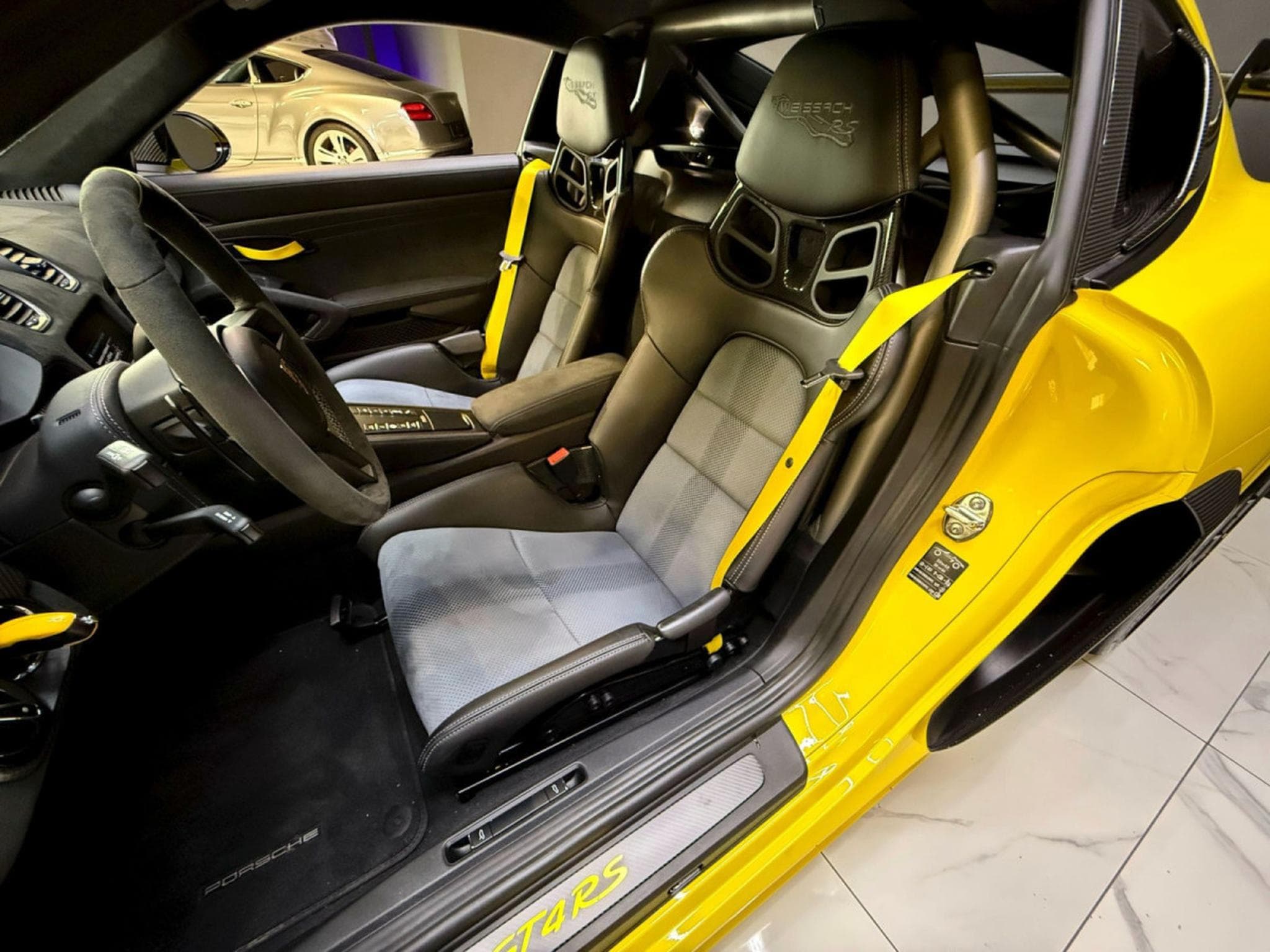 Porsche Cayman 718 GT4RS Weissach / Approved / Lift / PPF / Magnesium (2022) - Photo 9