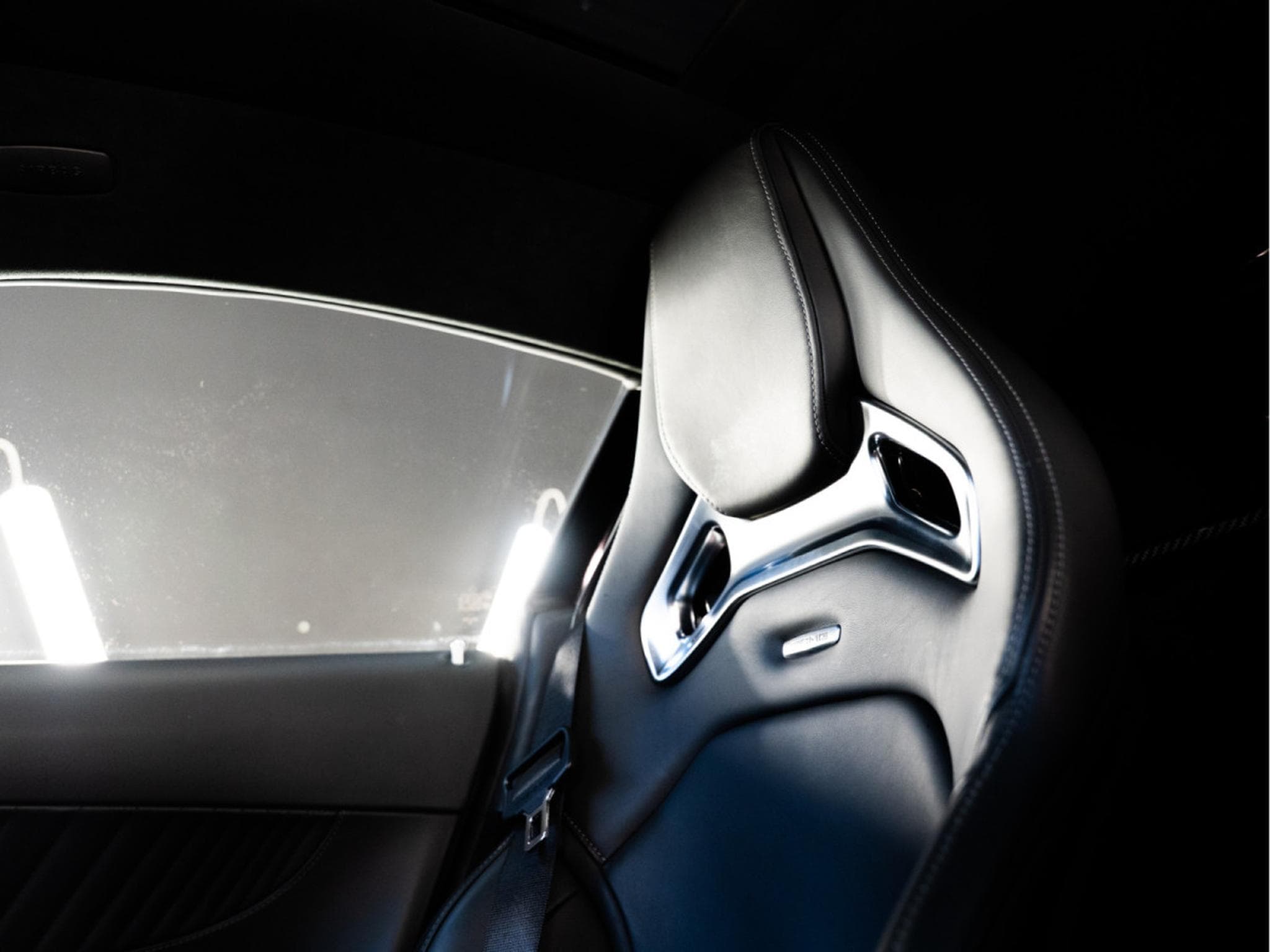 Mercedes AMG GT S Coupe Speedshift 7G-DCT*CARBON*PANO*360 (2015) - Photo 23