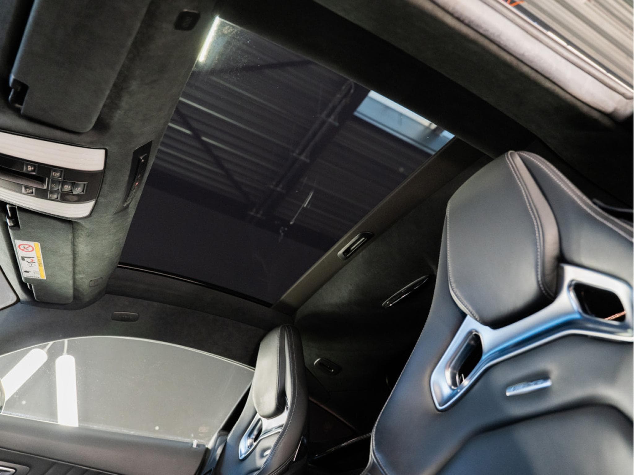 Mercedes AMG GT S Coupe Speedshift 7G-DCT*CARBON*PANO*360 (2015) - Photo 24