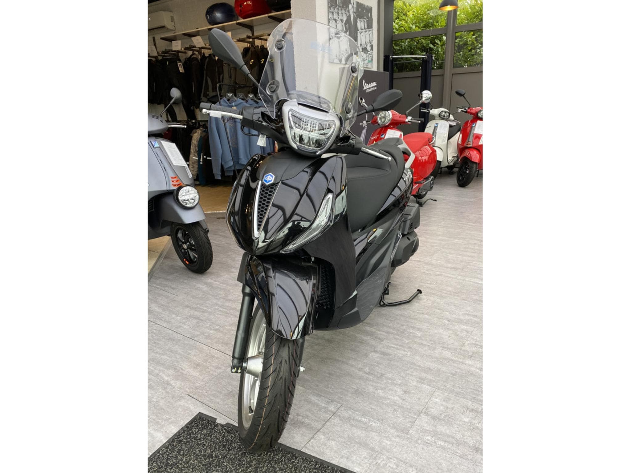 Piaggio Beverly (2026) - Foto 2