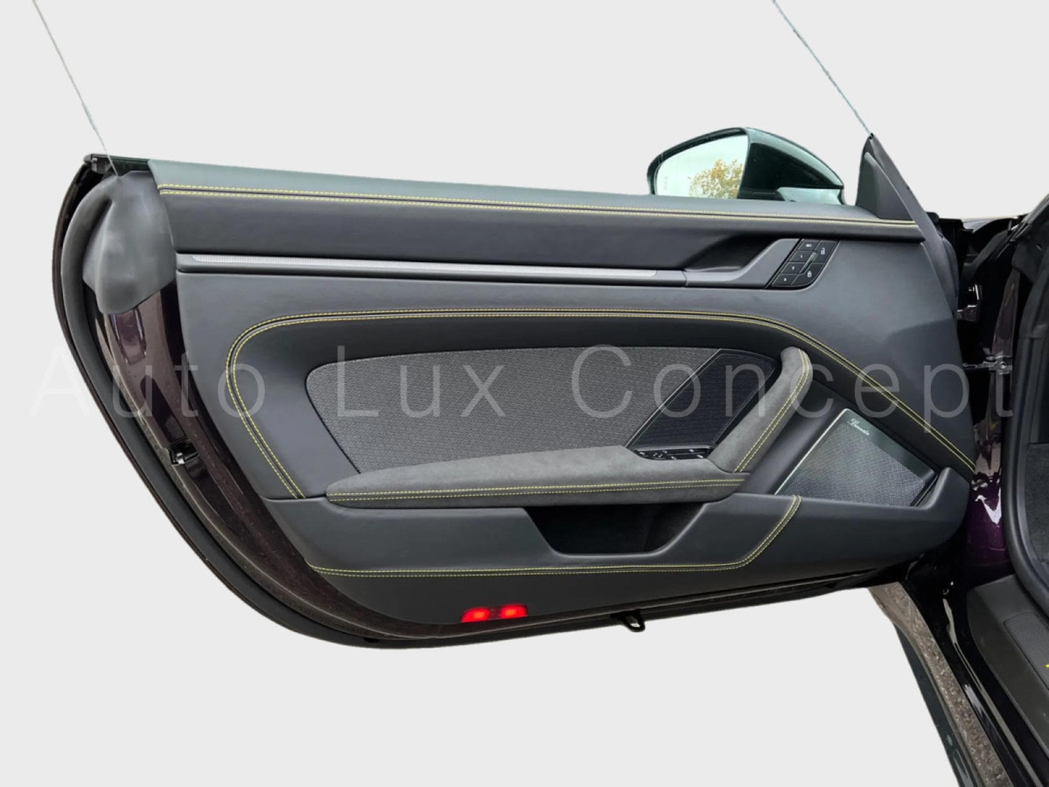 Porsche 911 Porsche 911 Targa 4 GTS (2026) - Foto 17