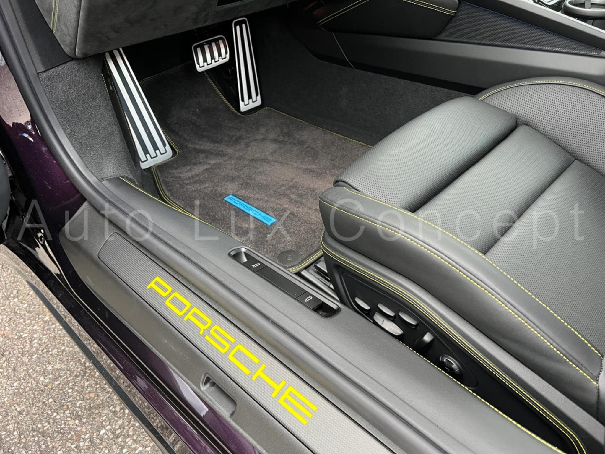 Porsche 911 Porsche 911 Targa 4 GTS (2026) - Foto 20