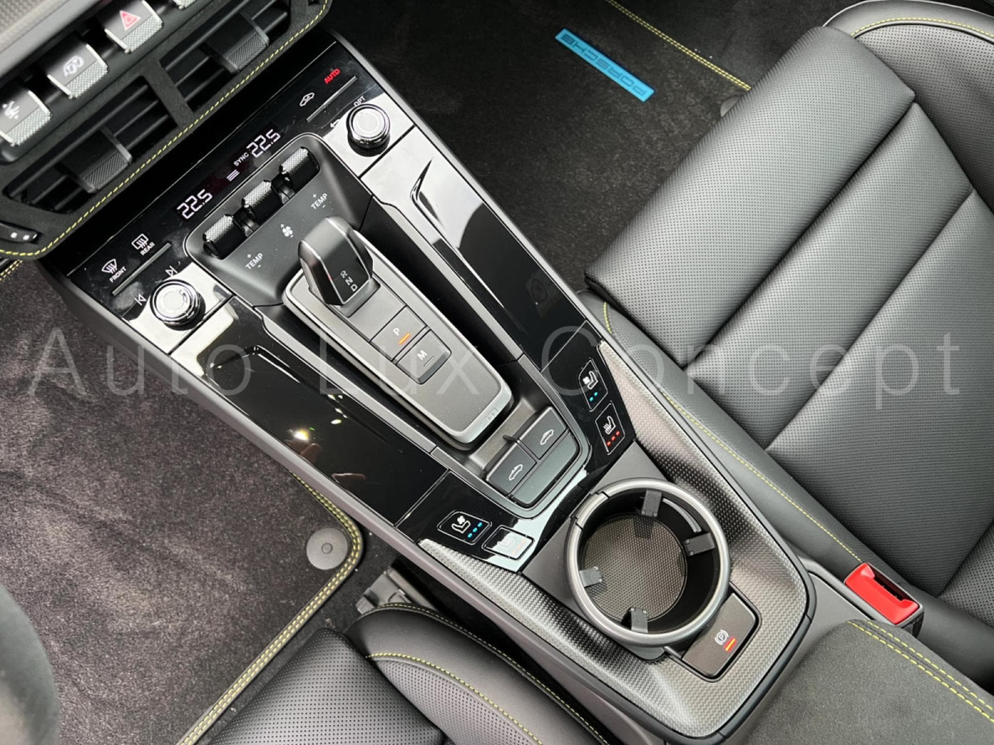 Porsche 911 Porsche 911 Targa 4 GTS (2026) - Foto 28