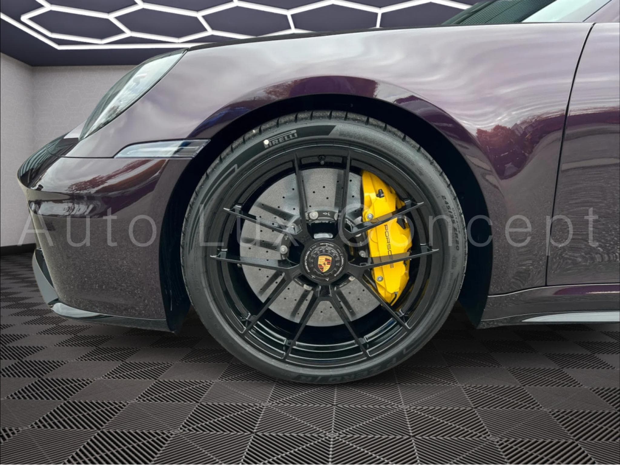 Porsche 911 Porsche 911 Targa 4 GTS (2026) - Foto 7