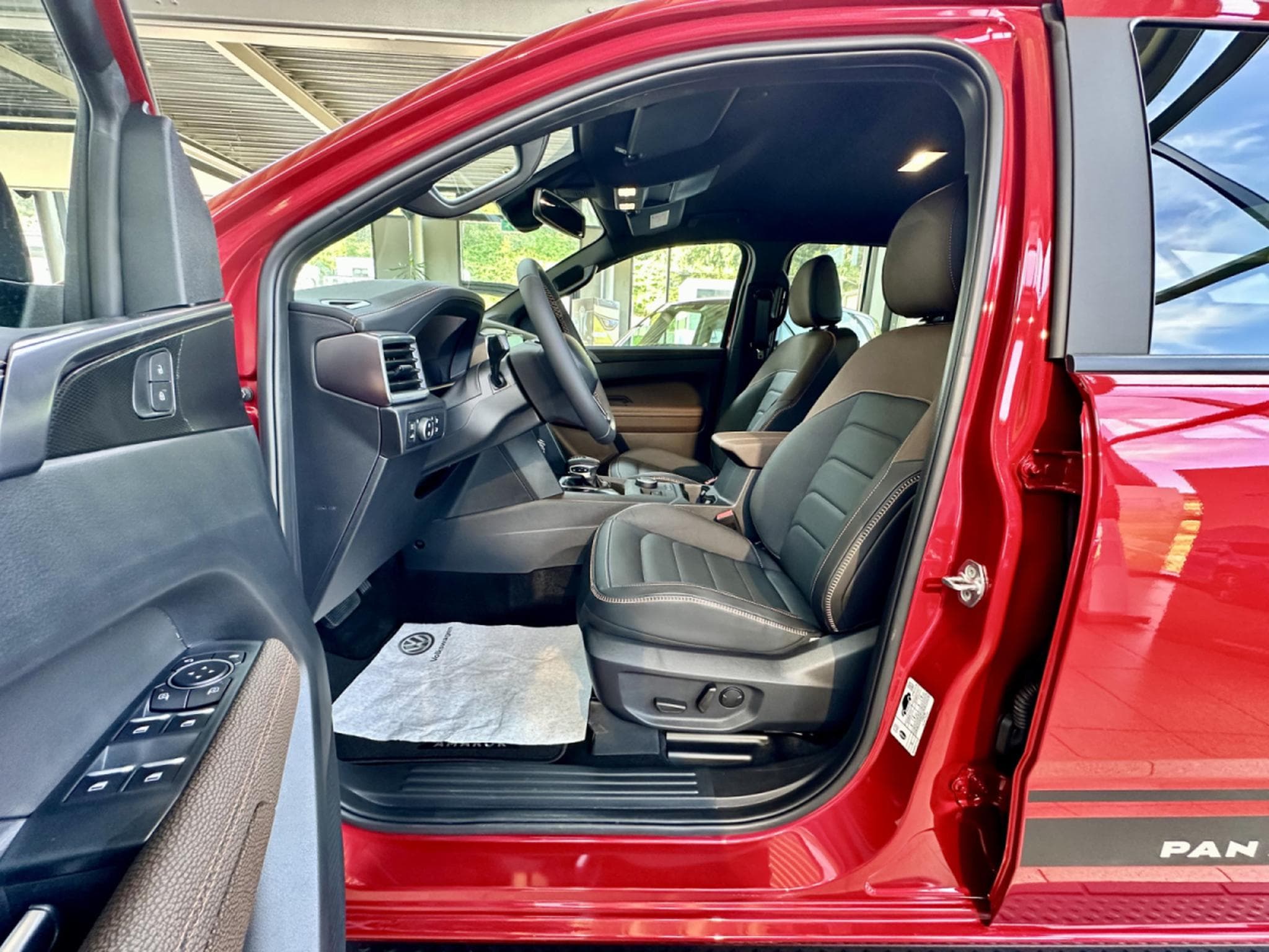 VW Amarok PanAmericana V6 3.0 TDI 240ch 4MOTION Boîte 10 vitesses auto (2025) - Photo 6