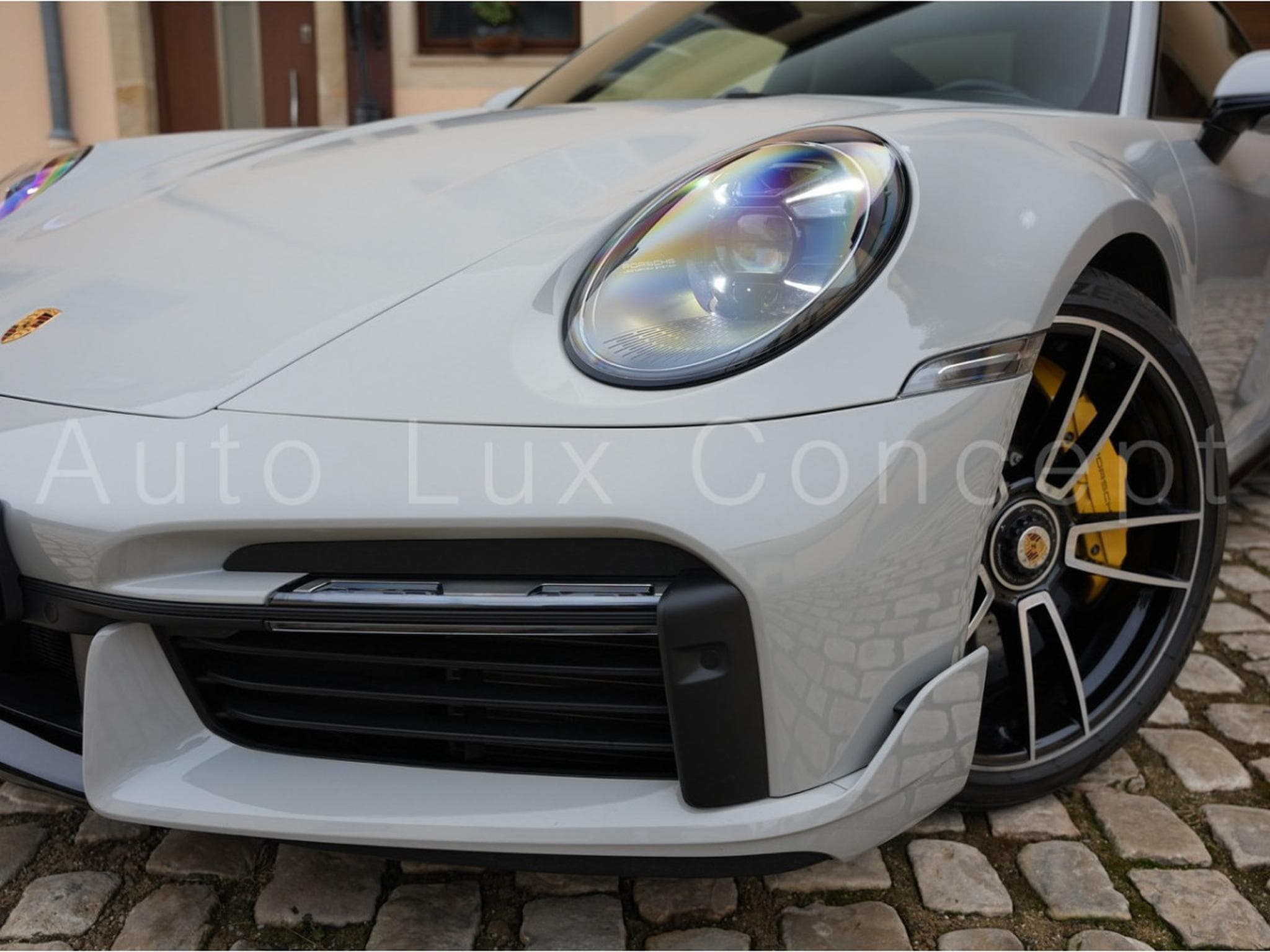 Porsche 911 911 Turbo S Coupé (2022) - Photo 12