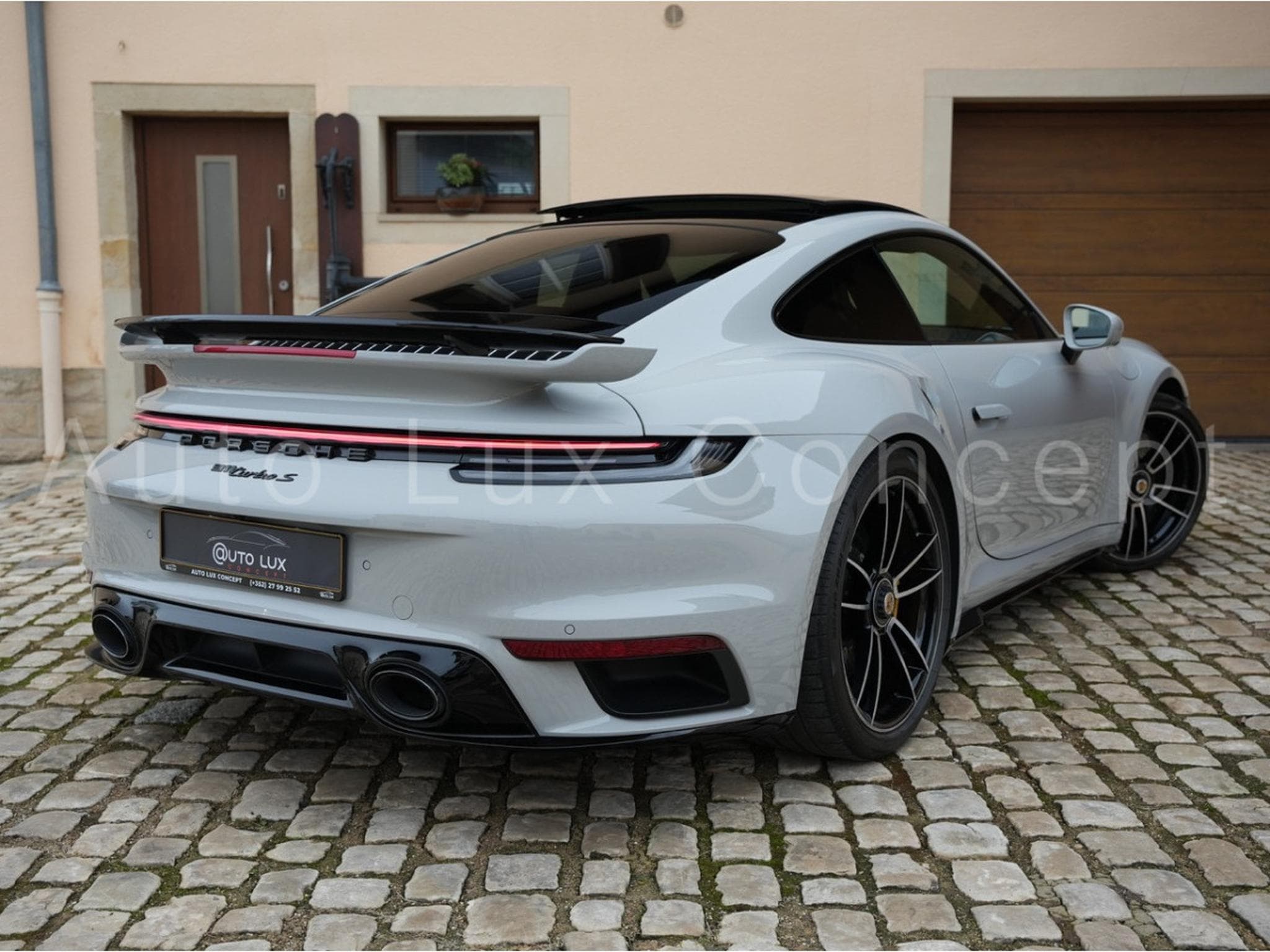 Porsche 911 911 Turbo S Coupé (2022) - Photo 3