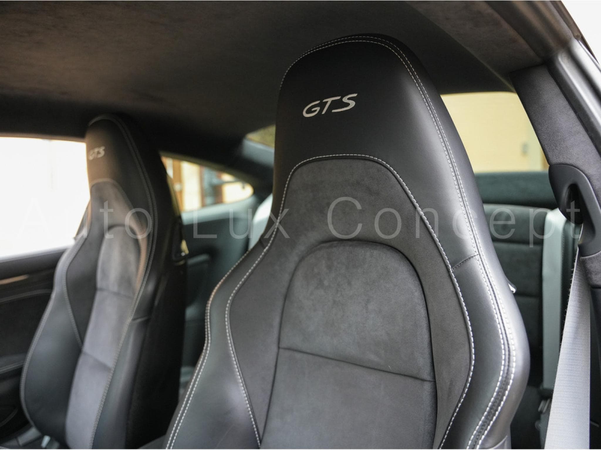 Porsche 911 911 Carrera GTS TECHART 510 ch Akrapovič (2017) - Photo 8