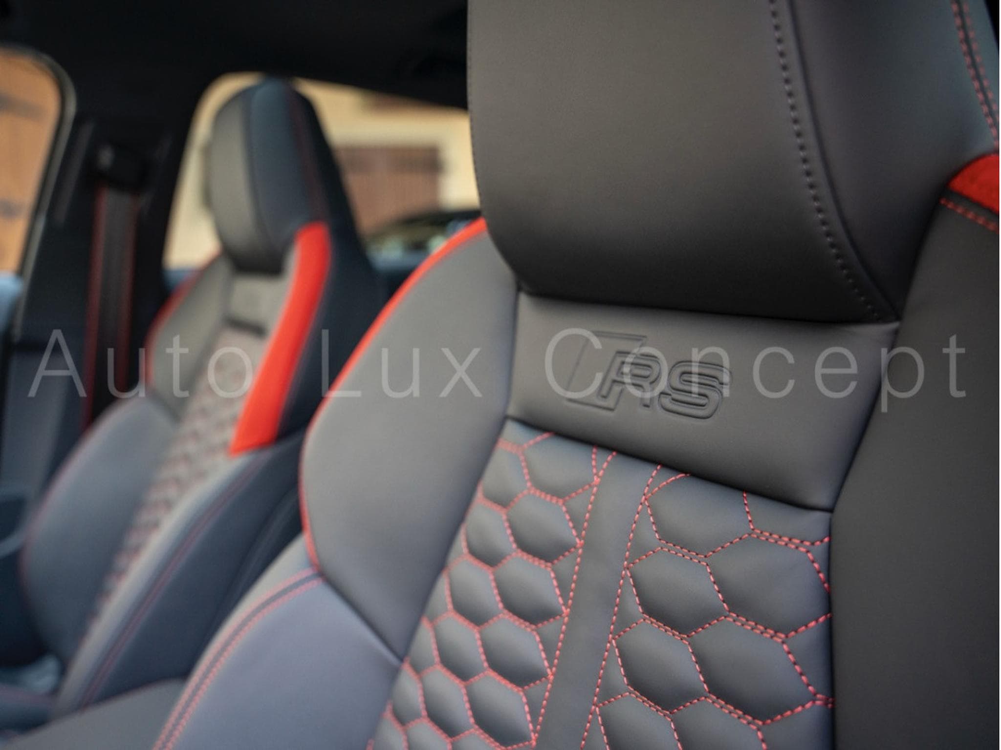 Audi RS3 Sportback 2.5 TFSI quattro S tronic 7 (2024) - Photo 27