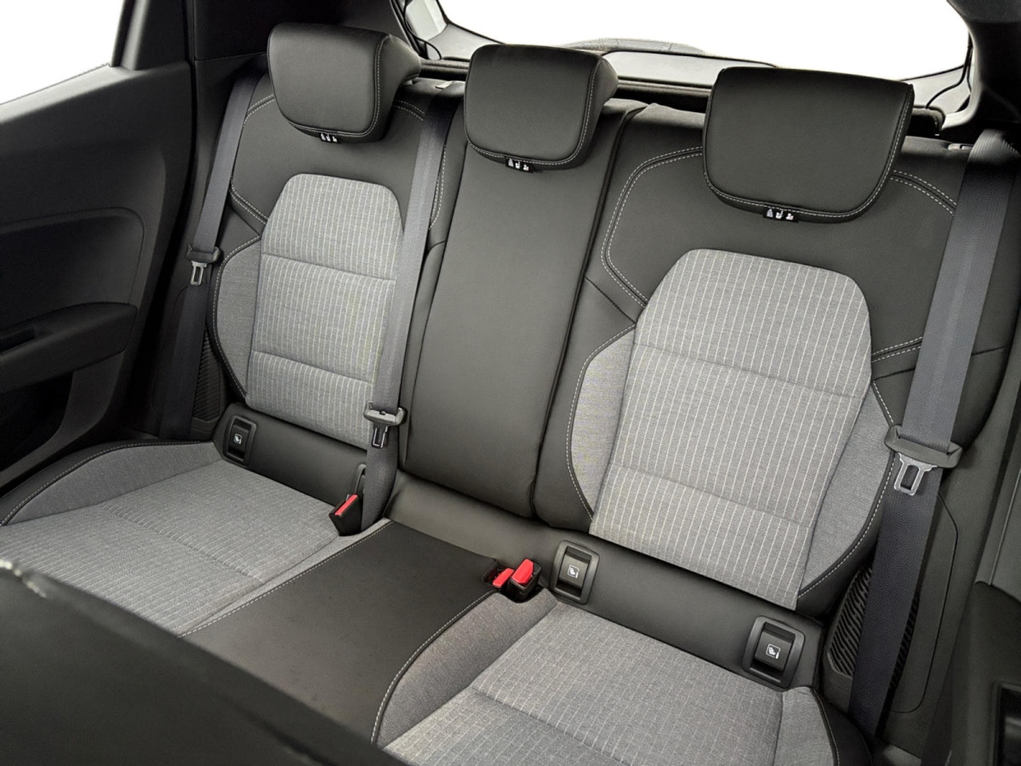 Renault Clio 1.6i Techno E-Tech Full Hybrid (2025) - Photo 7