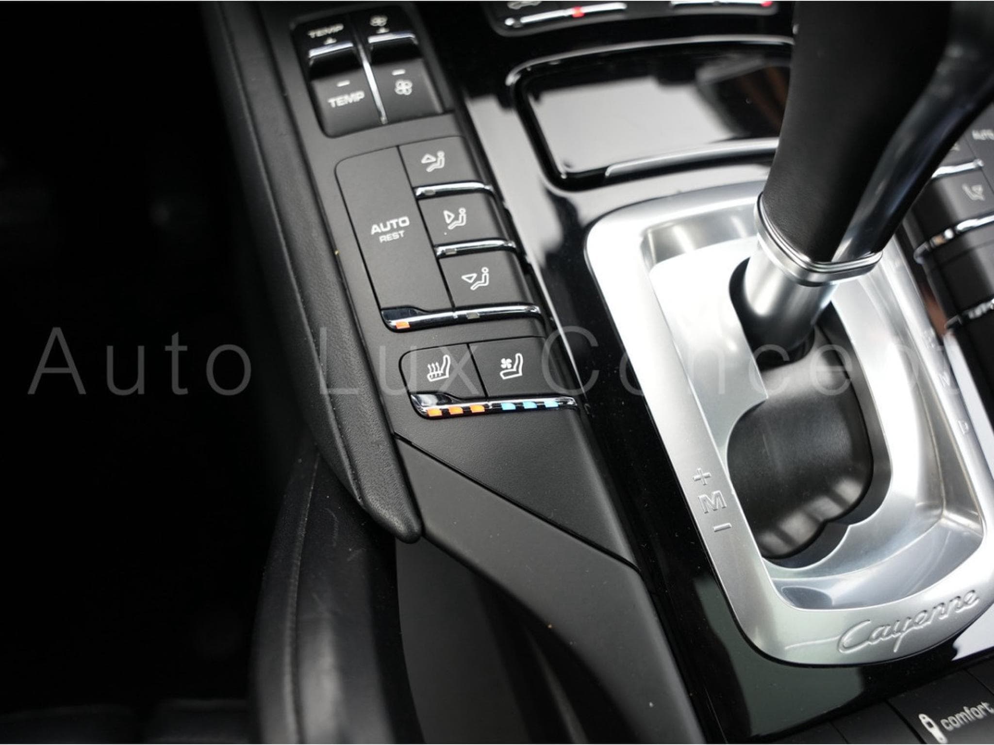 Porsche Cayenne Diesel (2016) - Photo 18