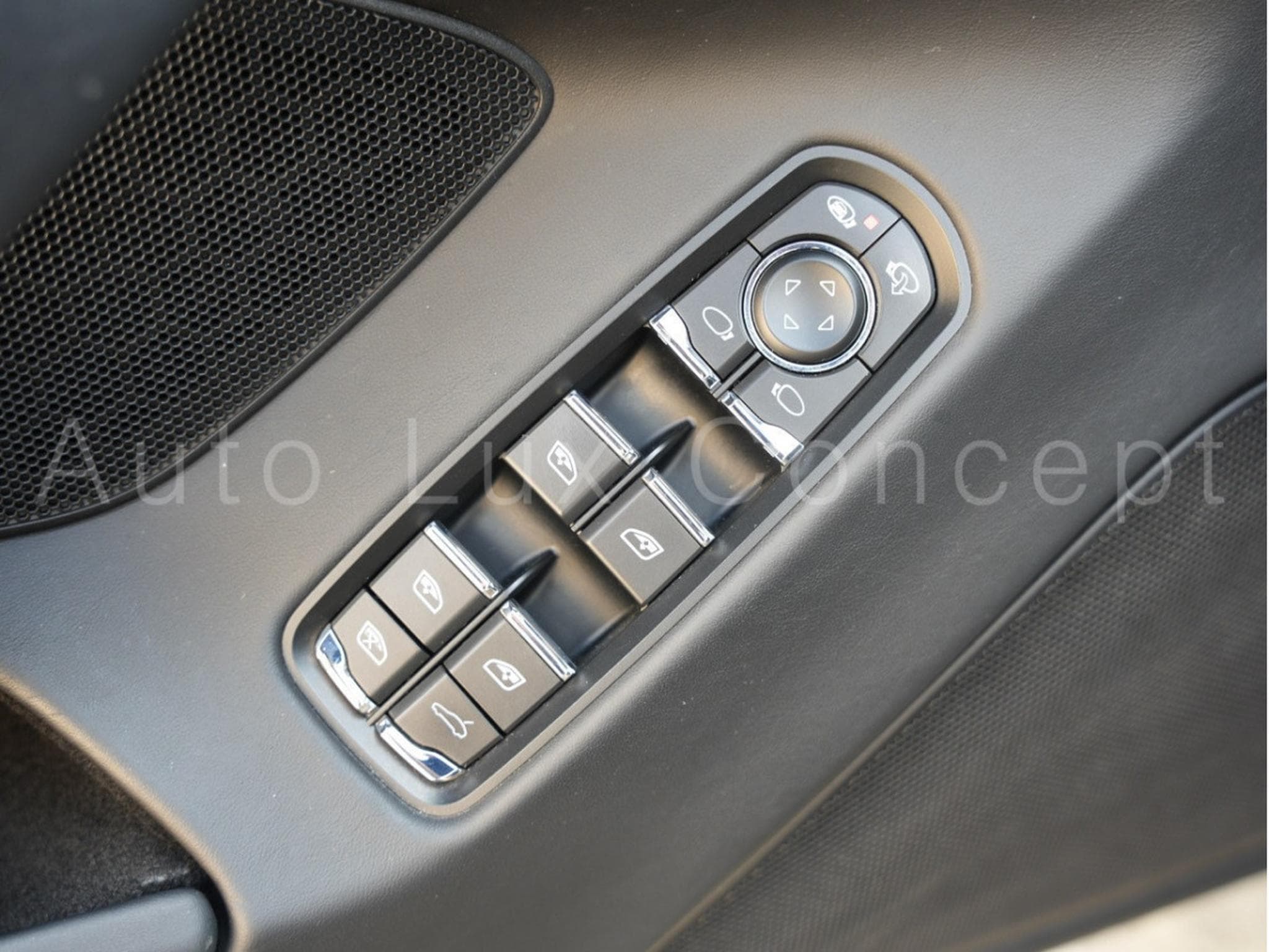 Porsche Panamera S E-Hybrid (2014) - Photo 18