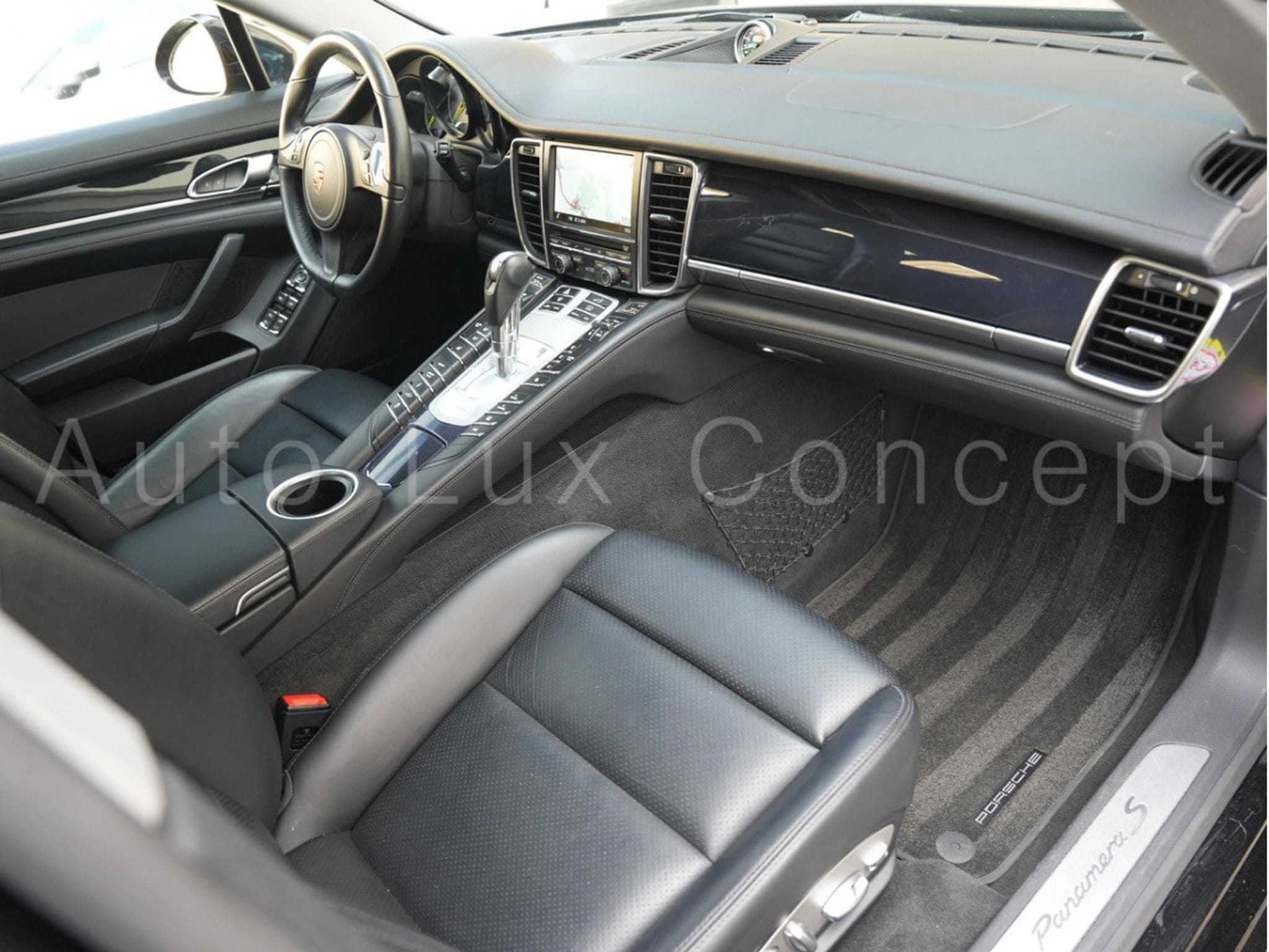 Porsche Panamera S E-Hybrid (2014) - Photo 6