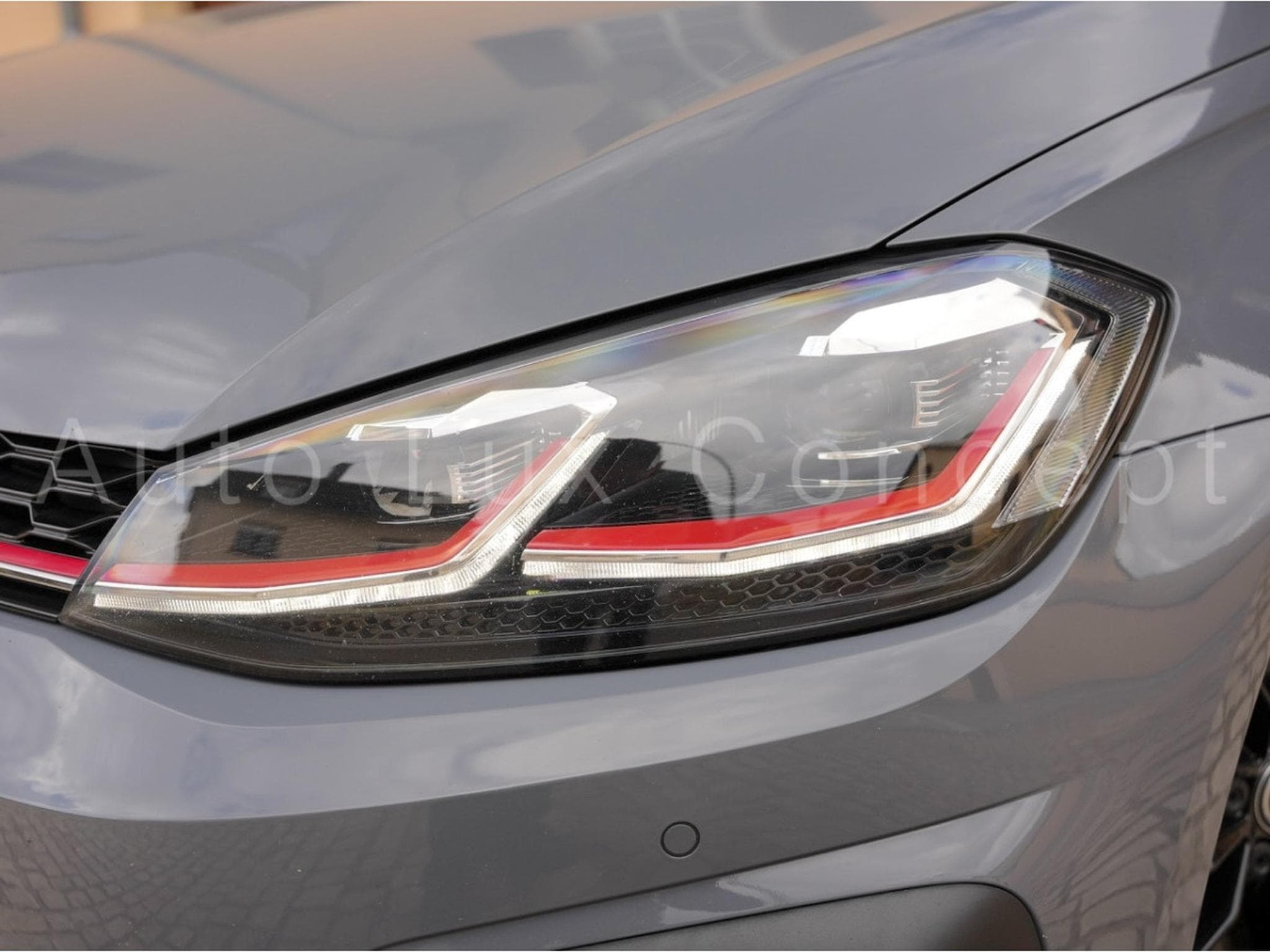 VW Golf GTI TCR 2.0 TSI 290ch DSG7 (2019) - Photo 13