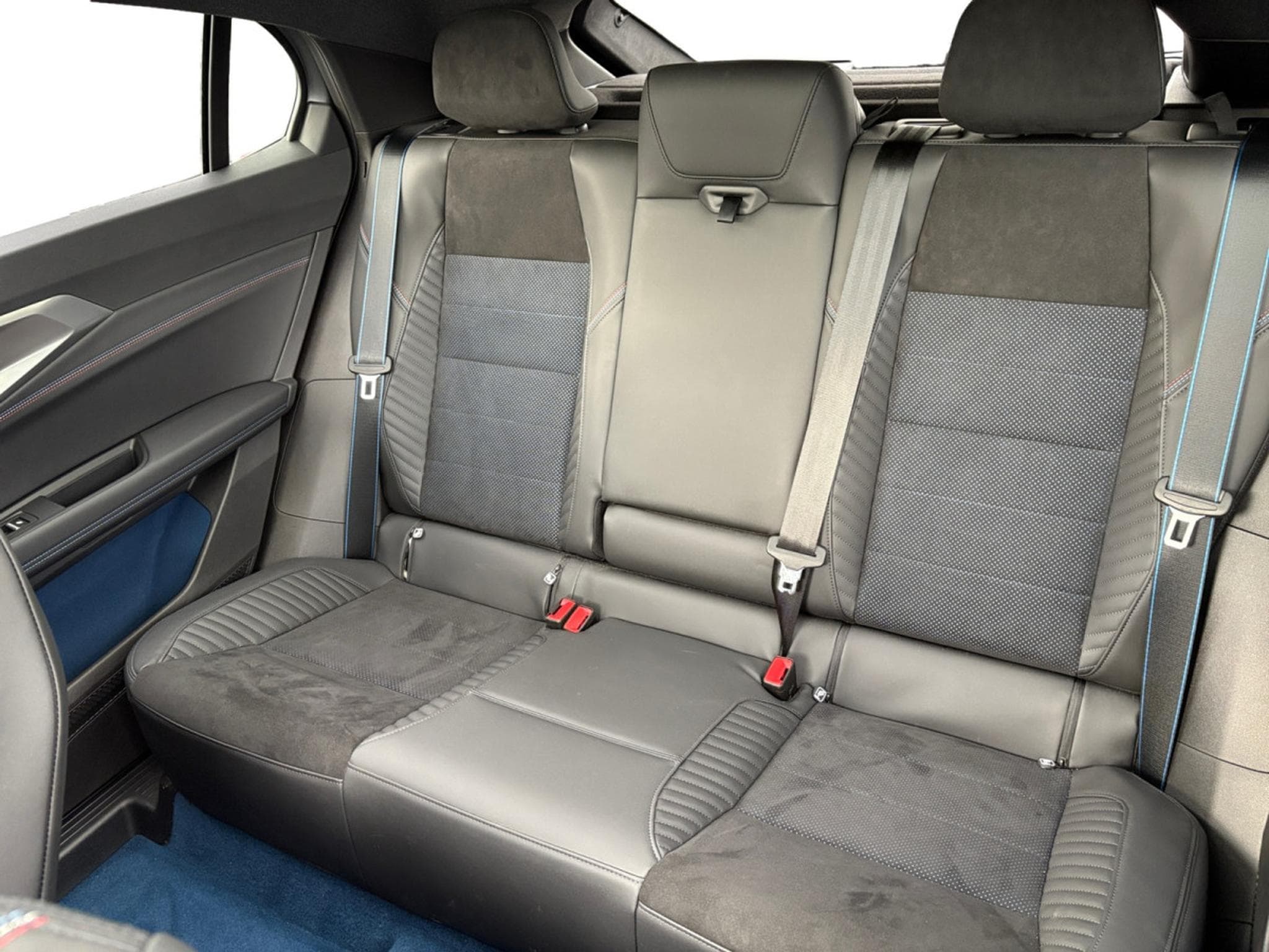 Renault Rafale 1.2 E-Tech atelier Alpine E-Tech 4x4 plug-in hybrid 300 hp (2025) - Foto 8