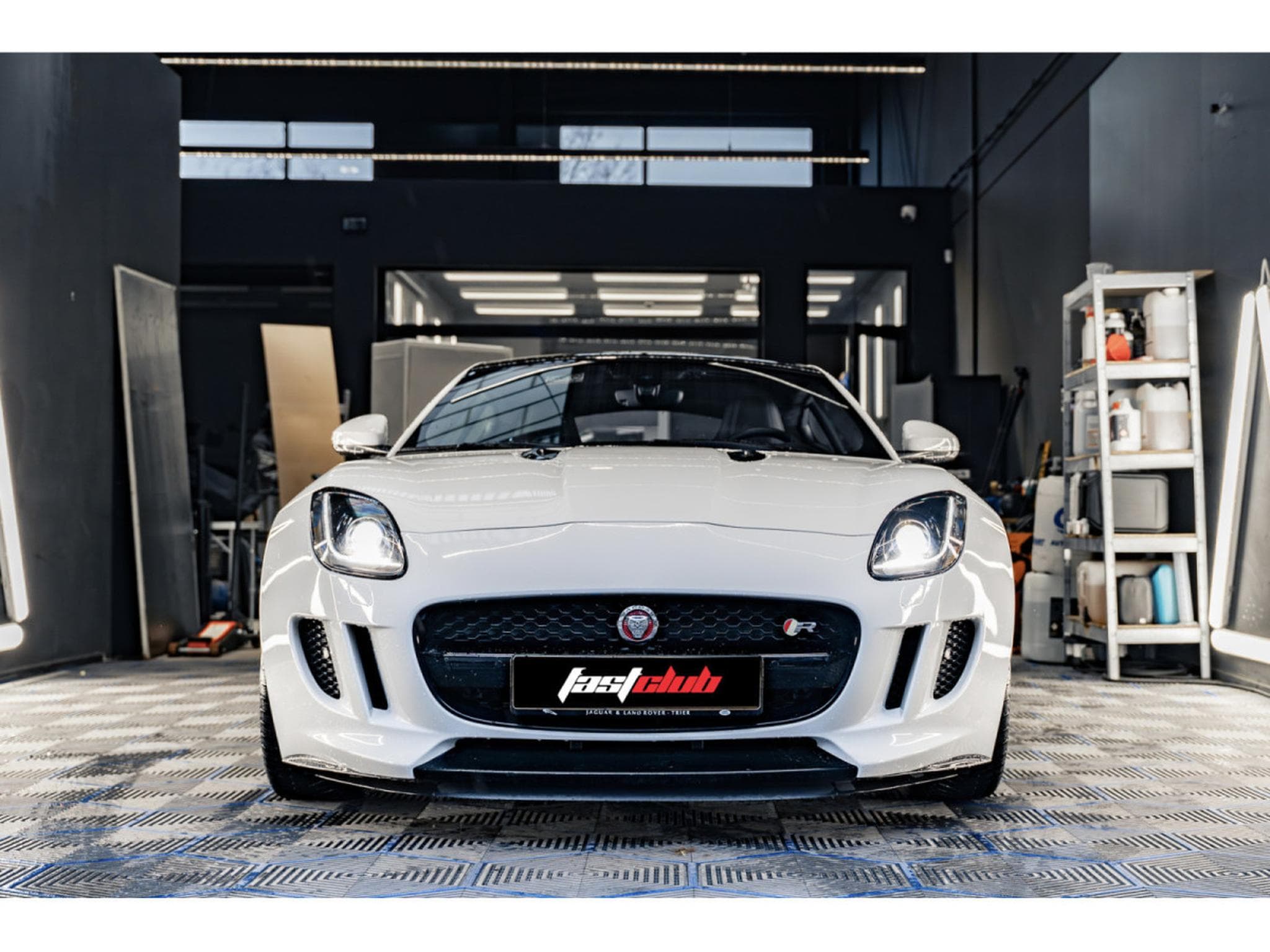 Jaguar F-Type F-Type R 5.0 V8 Supercharged essence (2014) - Photo 6