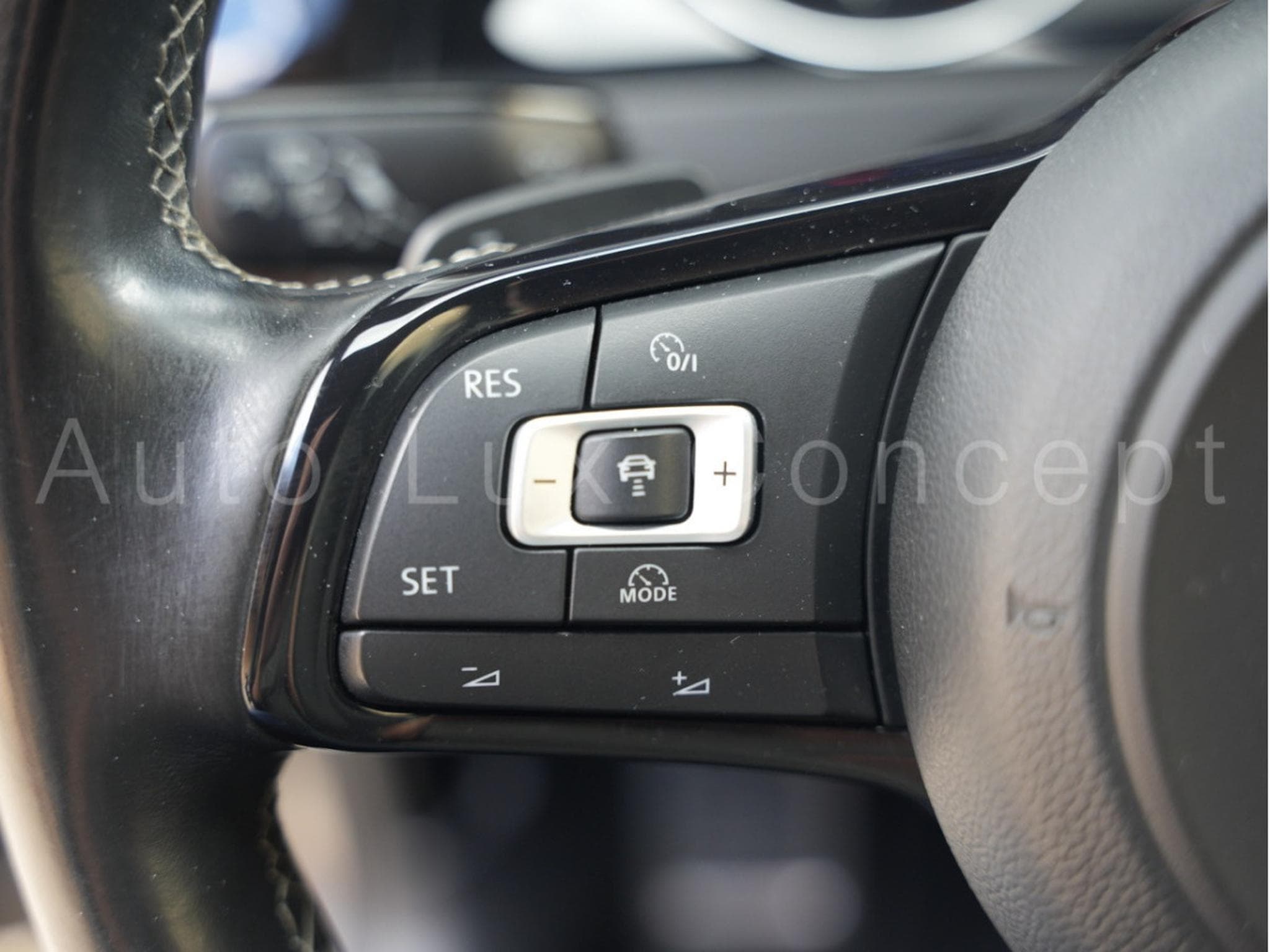 VW Golf R 2.0 TSI 4MOTION DSG 6 (2014) - Photo 13